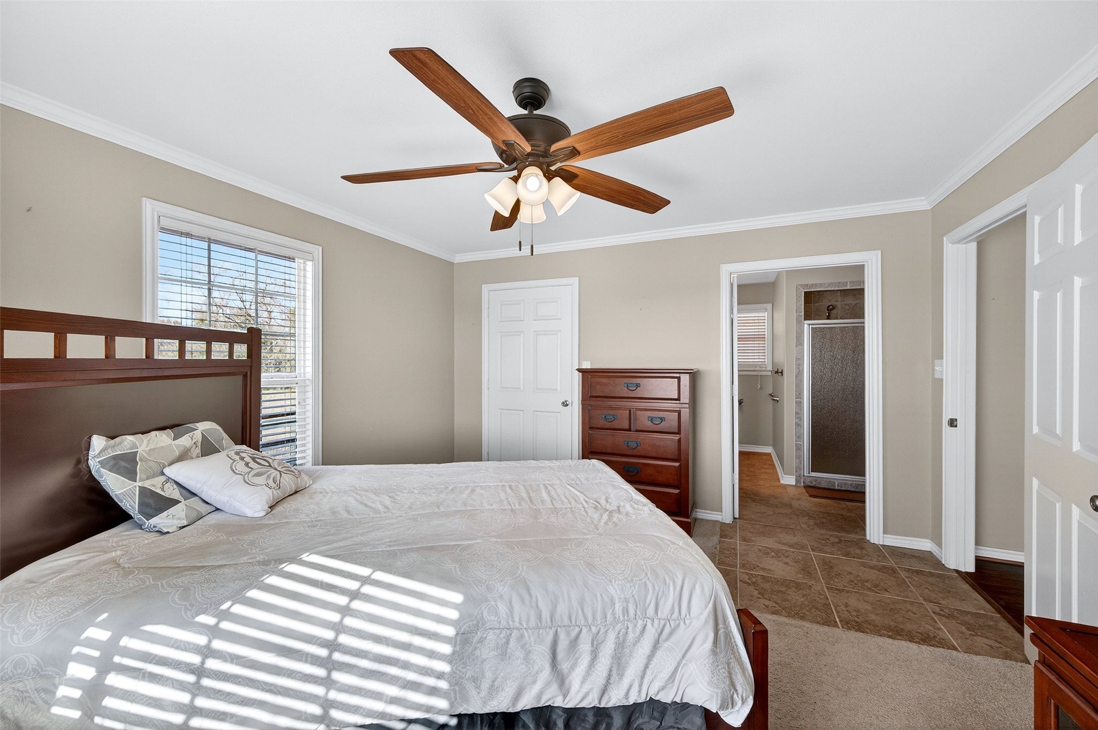 Sherman, Texas, 75090, United States, 3 Bedrooms Bedrooms, ,2 BathroomsBathrooms,Residential,Active,2006784