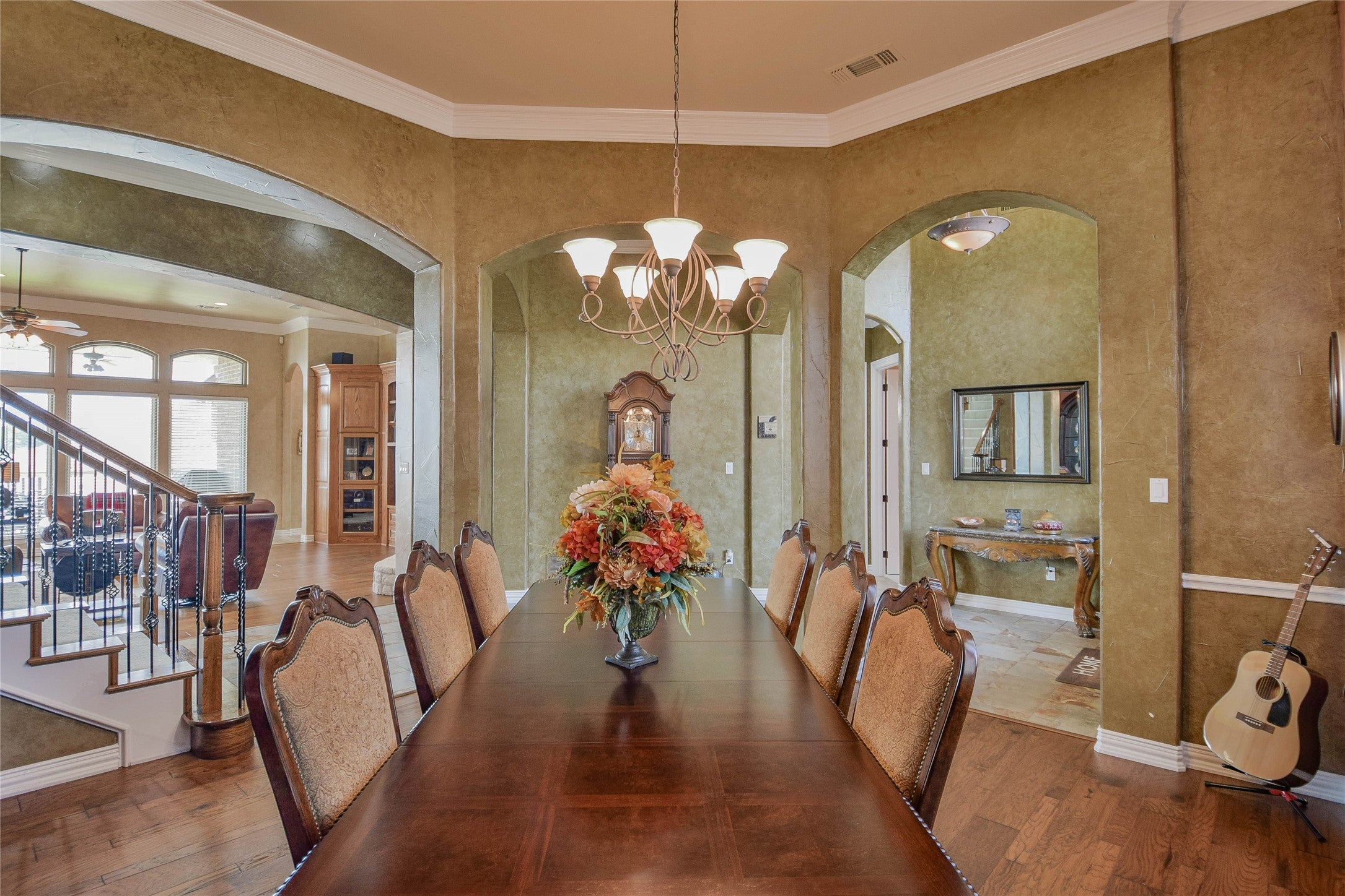 Granbury, Texas, 76048, United States, ,5 BathroomsBathrooms,Residential,Active,1799390