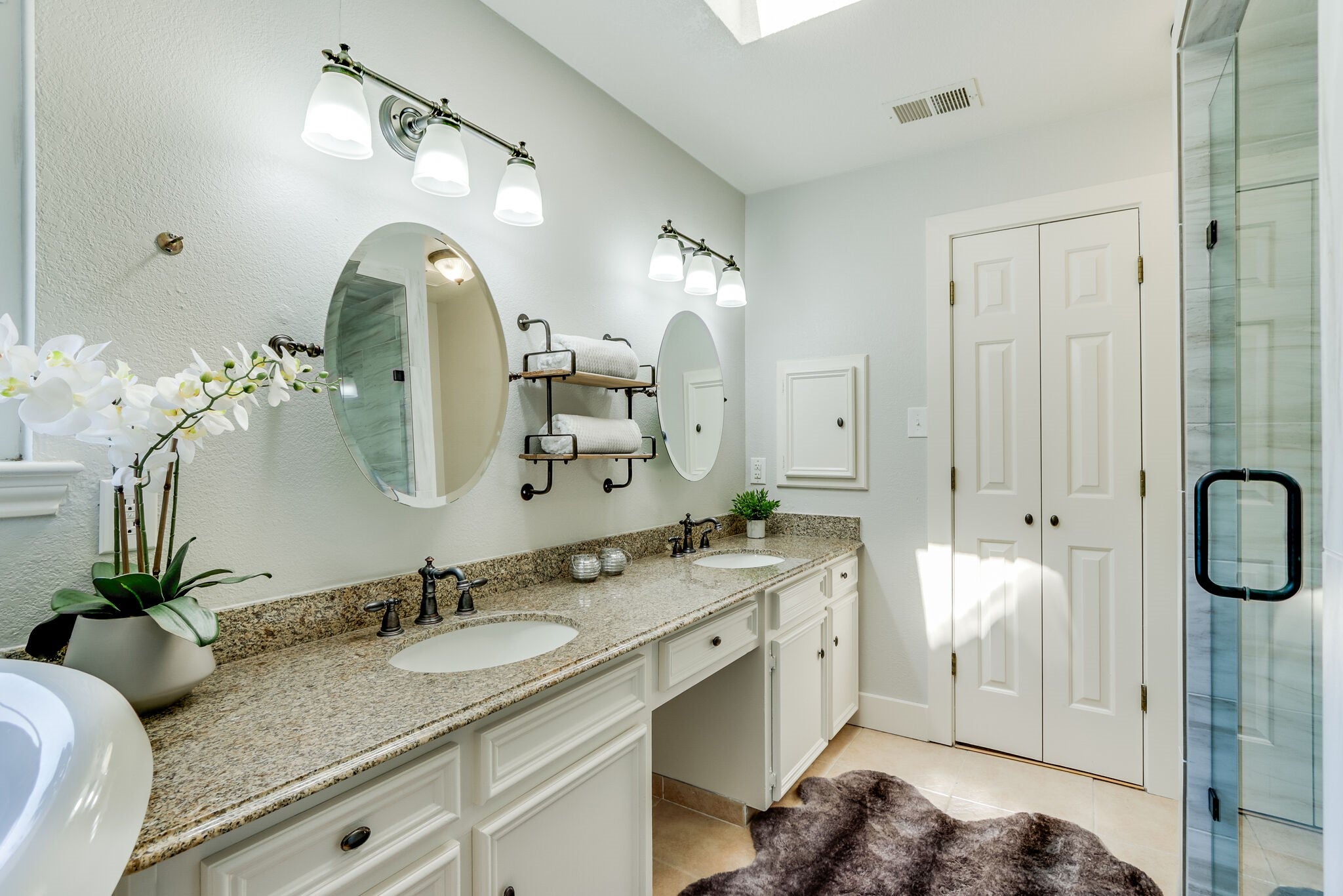 Copper Canyon, Texas, 76226, United States, ,4 BathroomsBathrooms,Residential,Pending,1808155