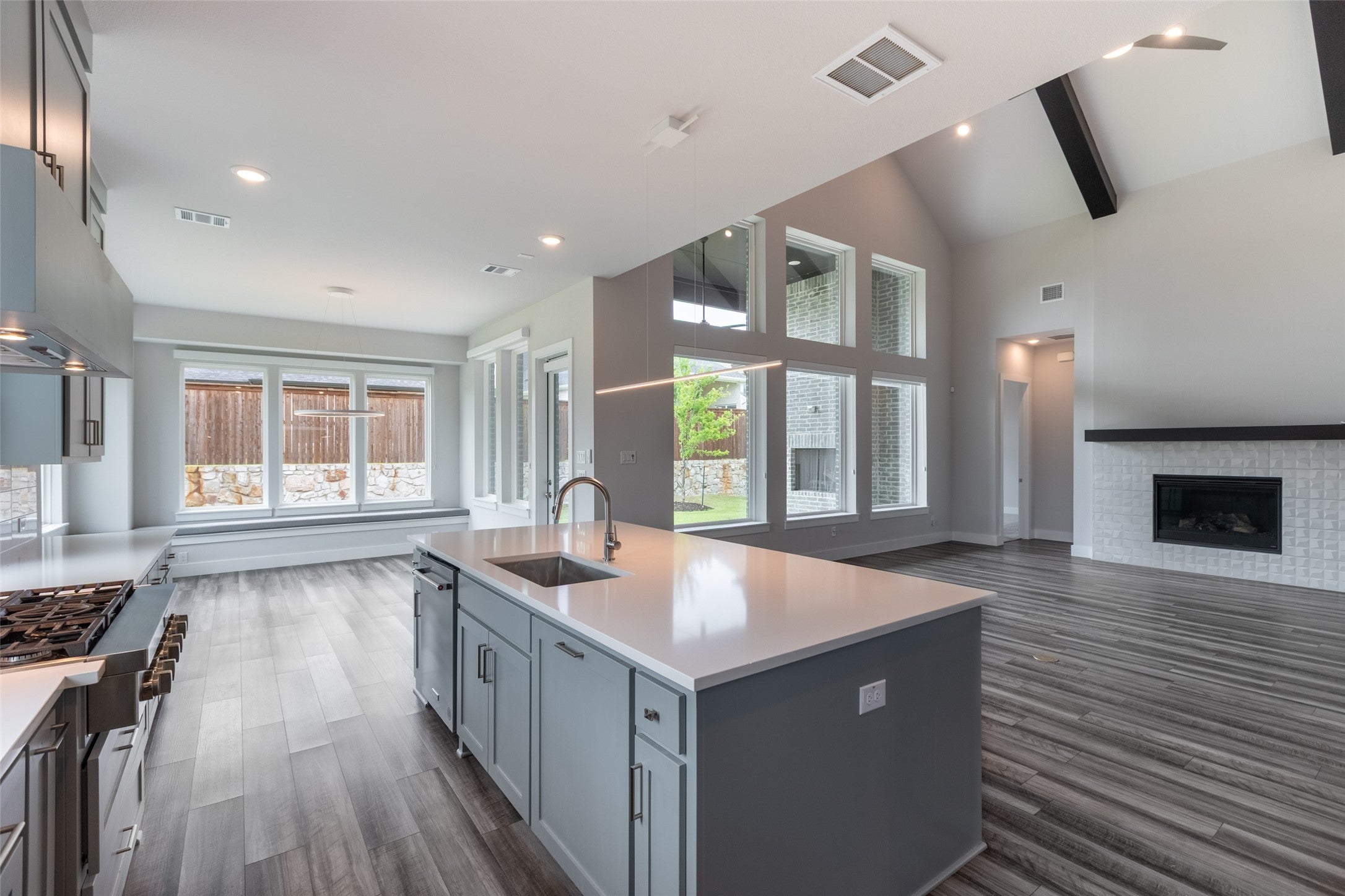 Frisco, Texas, 75035, United States, 5 Bedrooms Bedrooms, ,6 BathroomsBathrooms,Residential,Active,1909632