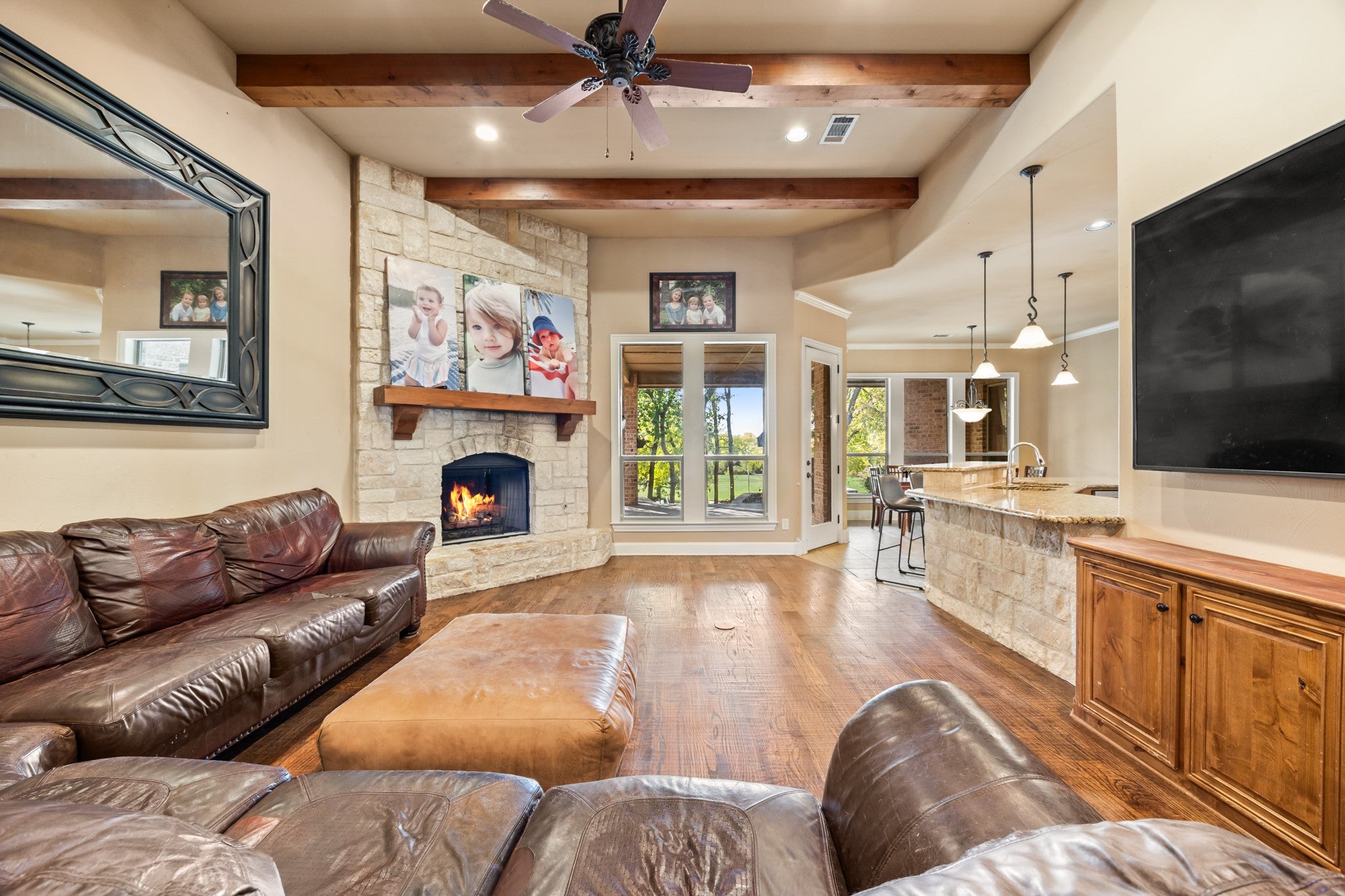 Midlothian, Texas, 76065, United States, 4 Bedrooms Bedrooms, ,4 BathroomsBathrooms,Residential,Active,1992317