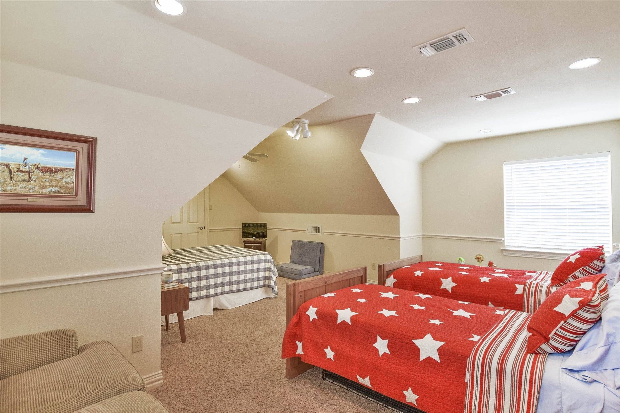 Granbury, Texas, 76048, United States, 3 Bedrooms Bedrooms, ,3 BathroomsBathrooms,Residential,Active,1943796