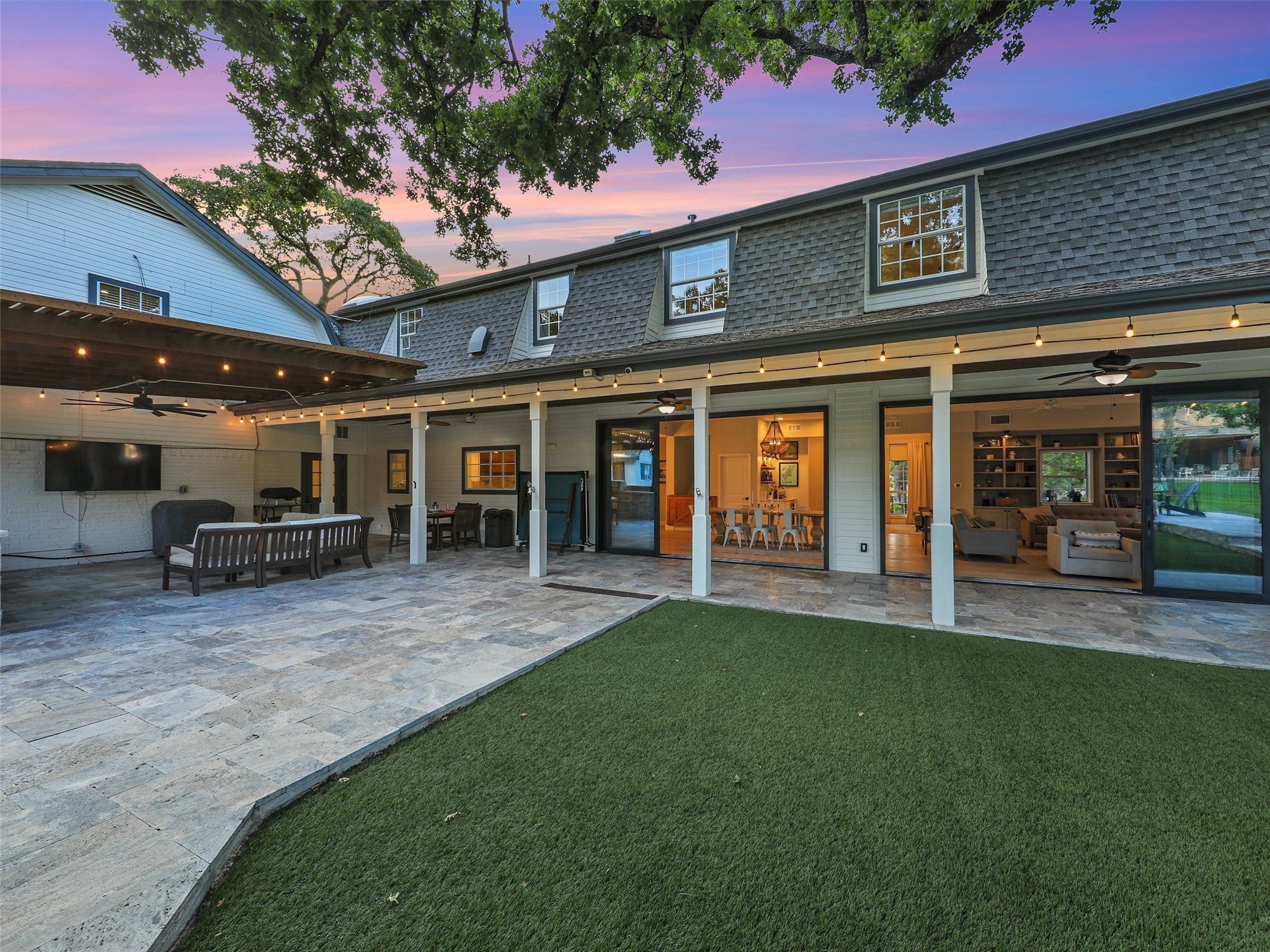Southlake, Texas, 76092, United States, 5 Bedrooms Bedrooms, ,4 BathroomsBathrooms,Residential,Active,1894222