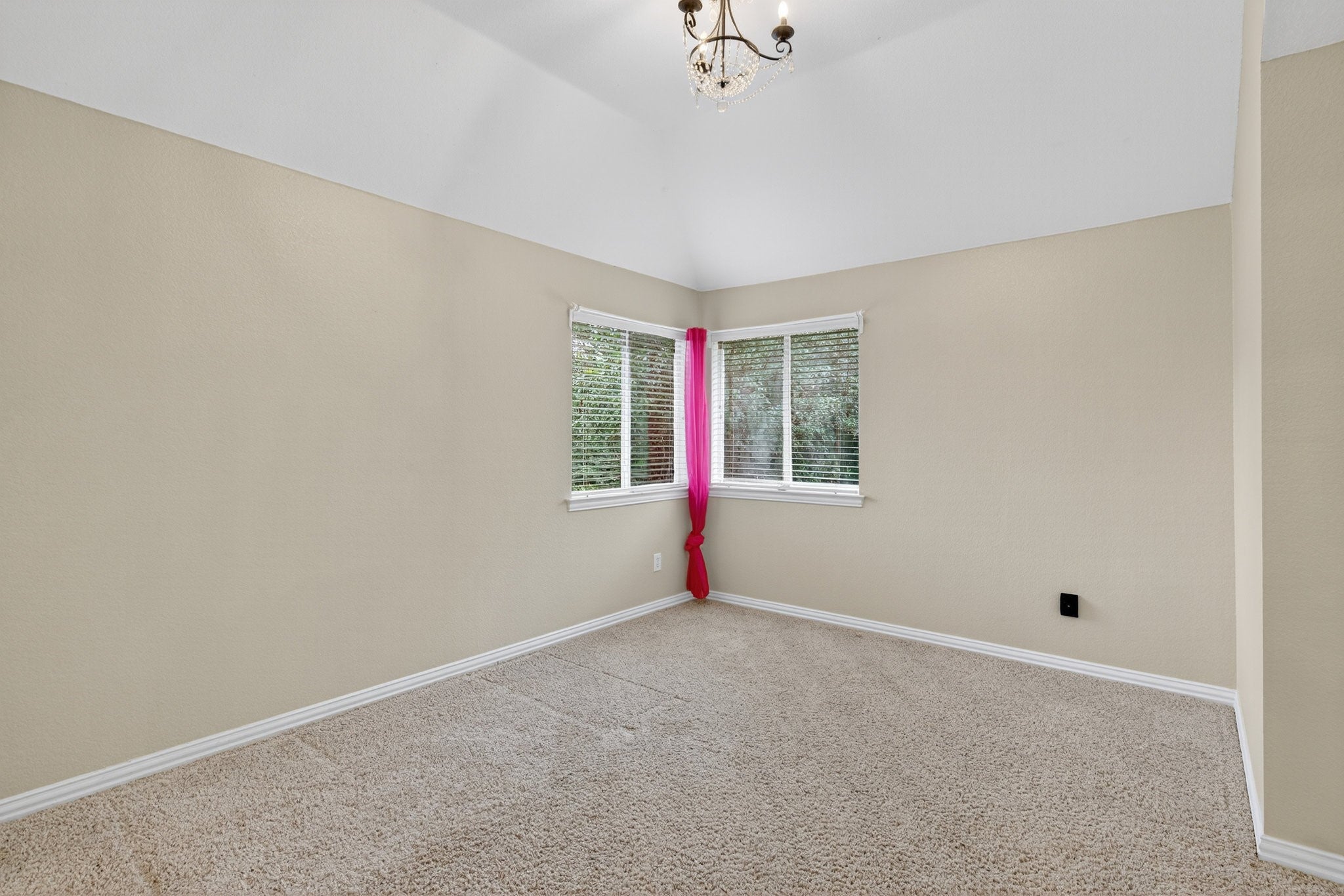 Southlake, Texas, 76092, United States, 4 Bedrooms Bedrooms, ,4 BathroomsBathrooms,Residential,Active,1969768