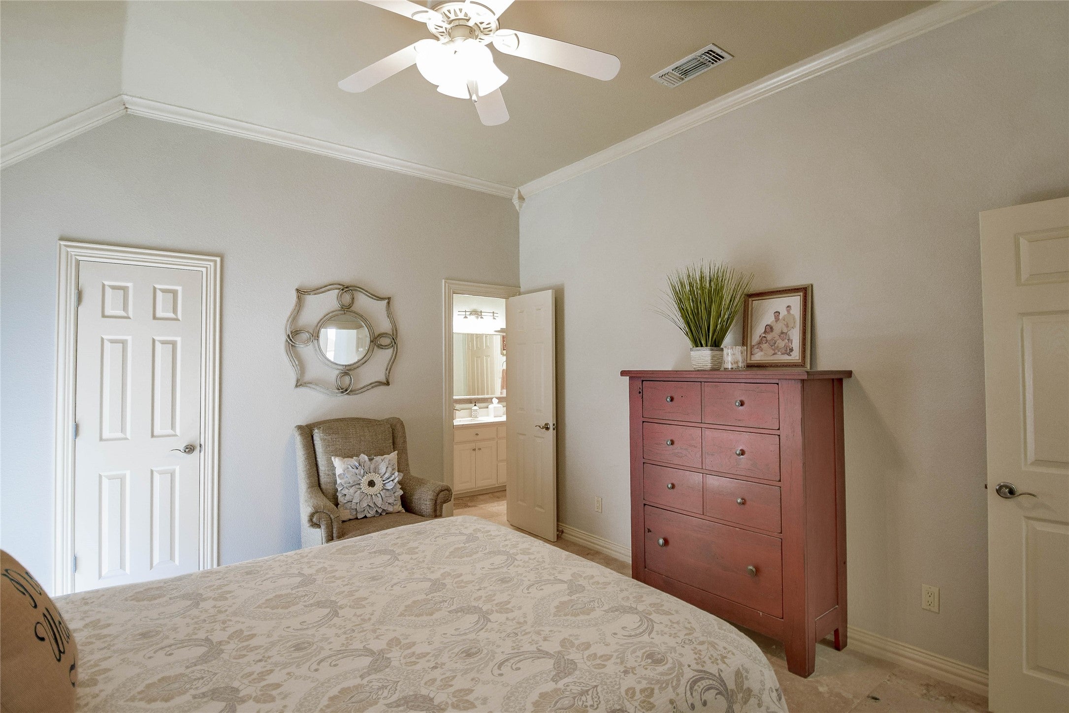 Granbury, Texas, 76048, United States, 3 Bedrooms Bedrooms, ,3 BathroomsBathrooms,Residential,Active,1943796