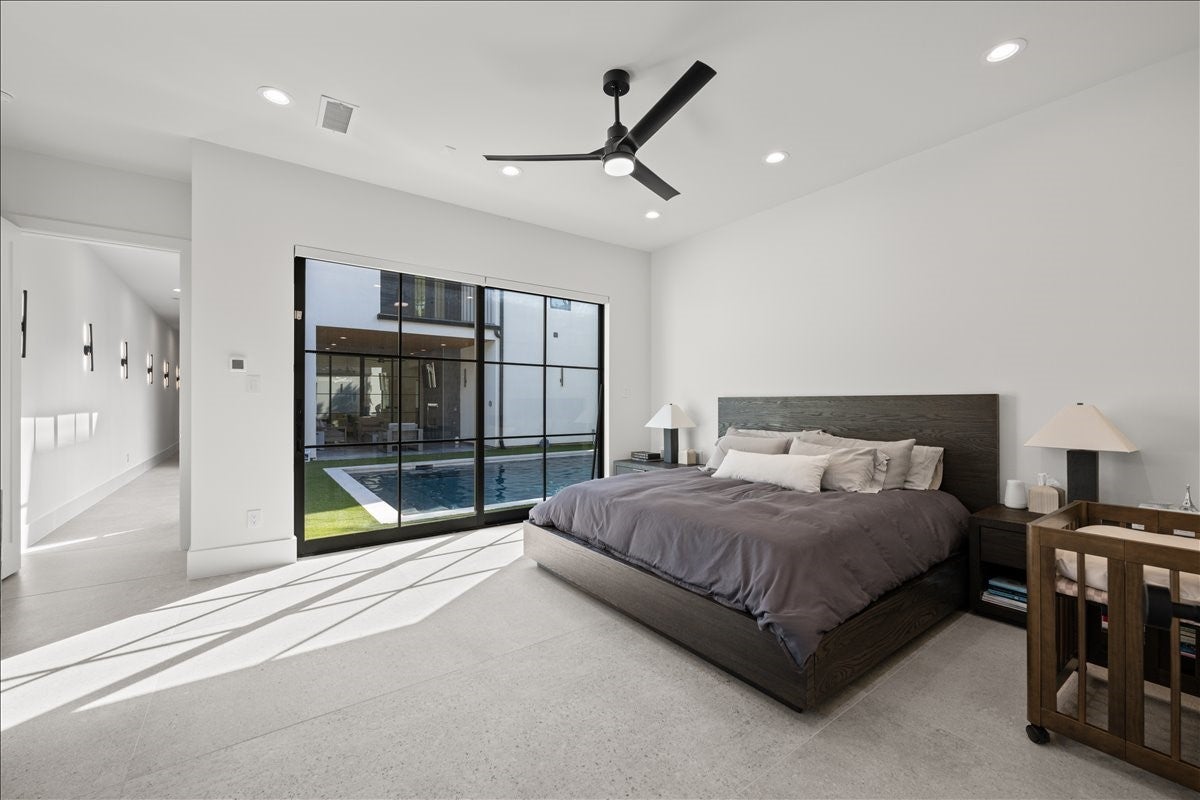 Dallas, Texas, 75206, United States, 4 Bedrooms Bedrooms, ,5 BathroomsBathrooms,Residential,Active,1967298