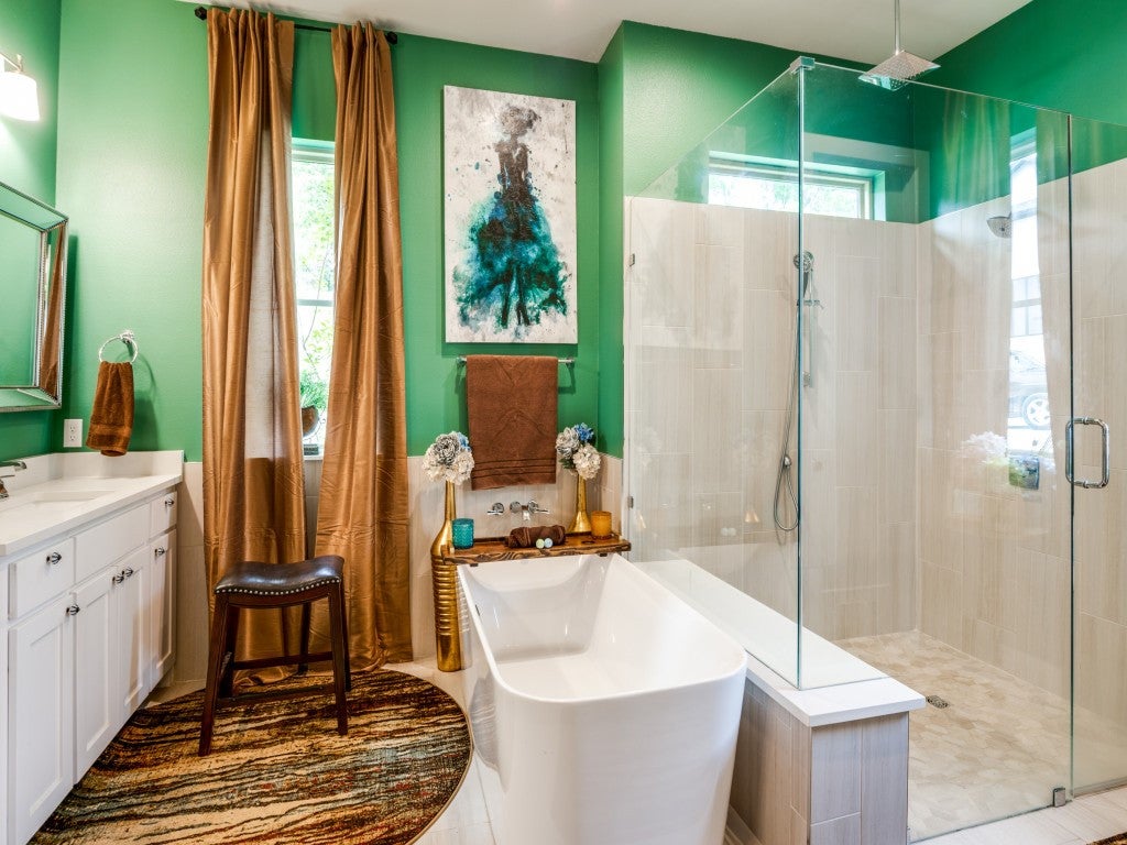 Tyler, Texas, 75709, United States, 4 Bedrooms Bedrooms, ,5 BathroomsBathrooms,Residential,Active,2015815