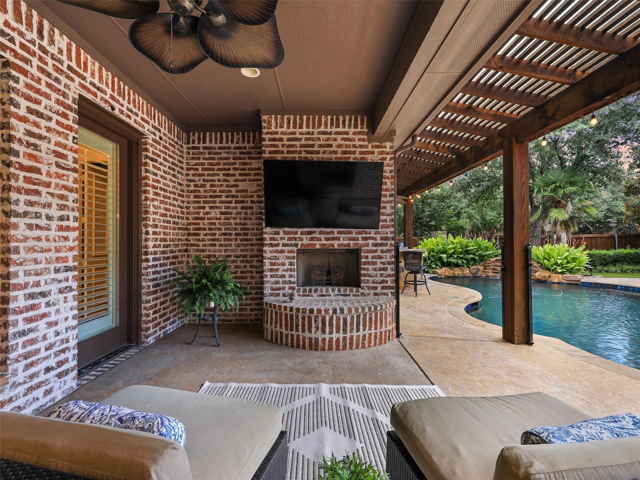 Frisco, Texas, 75033, United States, 5 Bedrooms Bedrooms, ,6 BathroomsBathrooms,Residential,Active,1894539