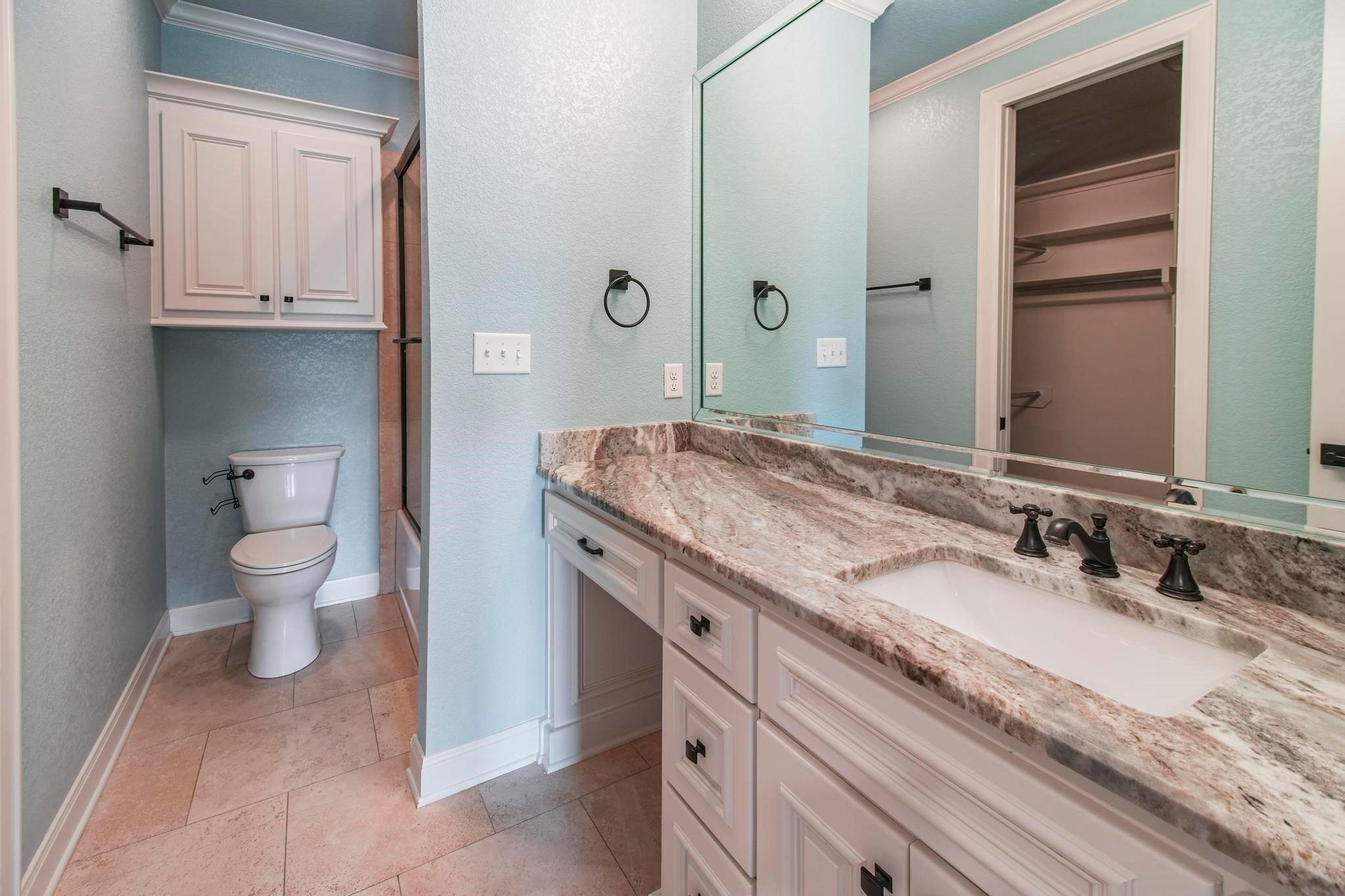 Tyler, Texas, 75703, United States, ,9 BathroomsBathrooms,Residential,Active,1899924