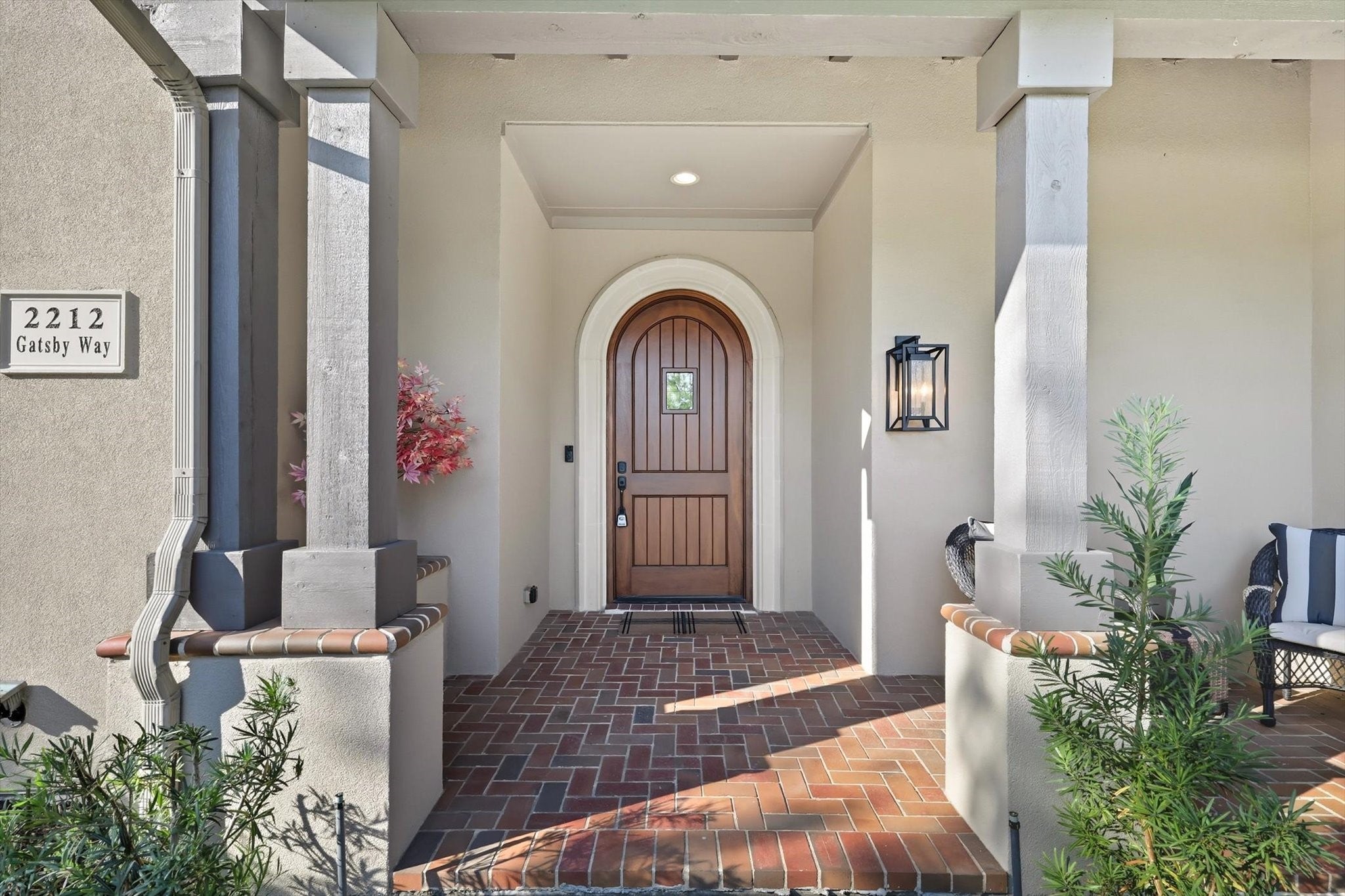 Carrollton, Texas, 75010, United States, 4 Bedrooms Bedrooms, ,7 BathroomsBathrooms,Residential,Active,1960128