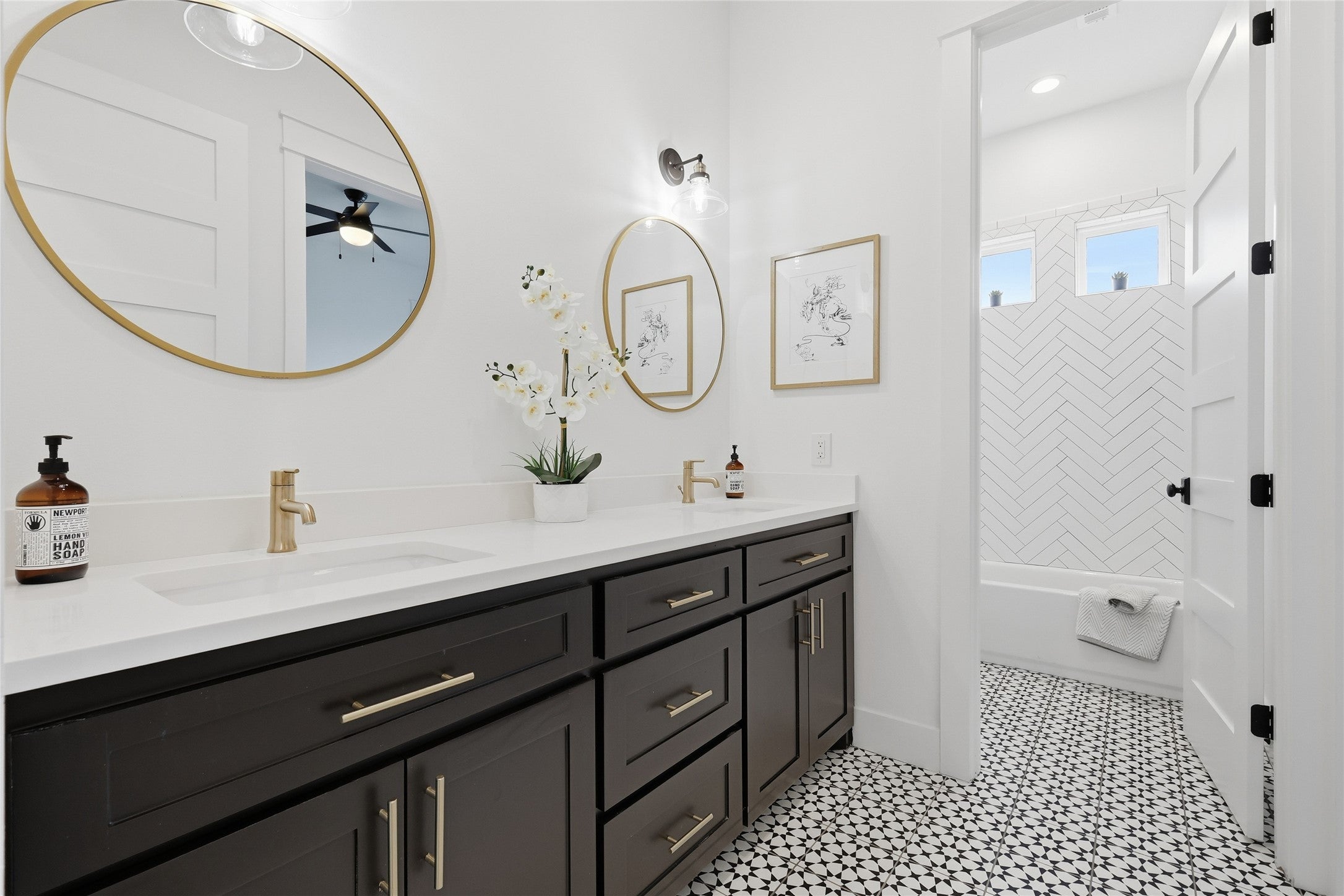 Royse City, Texas, 75189, United States, 4 Bedrooms Bedrooms, ,4 BathroomsBathrooms,Residential,Active,2007627