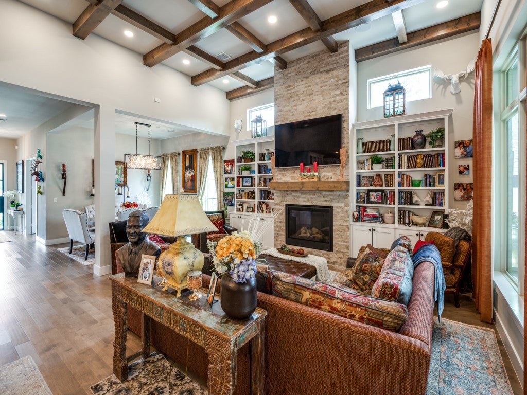 Tyler, Texas, 75709, United States, 4 Bedrooms Bedrooms, ,5 BathroomsBathrooms,Residential,Active,2015815