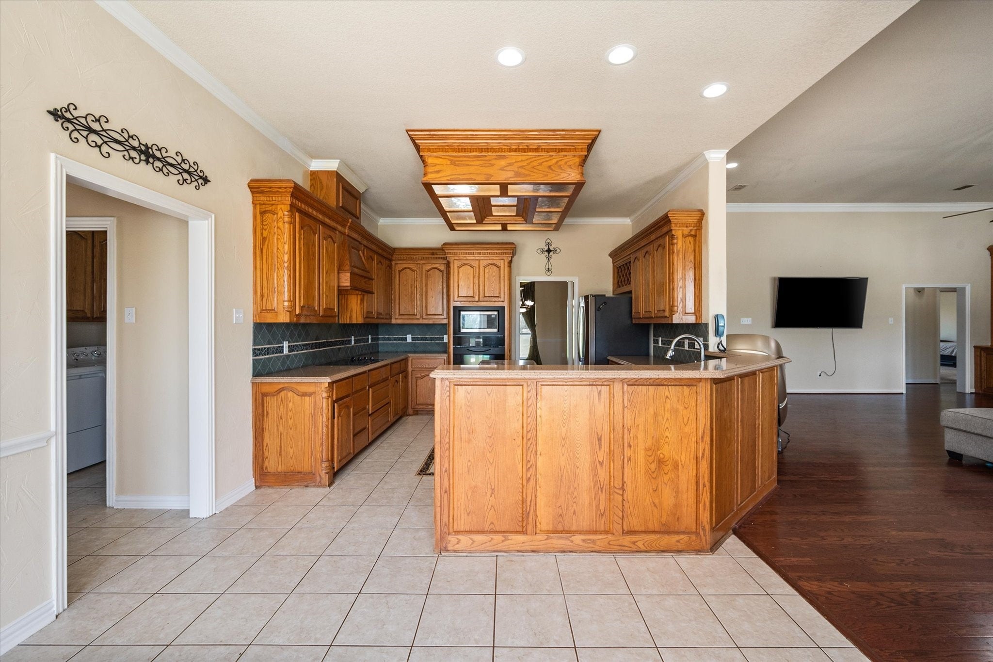 Blooming Grove, Texas, 76626, United States, 4 Bedrooms Bedrooms, ,6 BathroomsBathrooms,Residential,Active,2003548