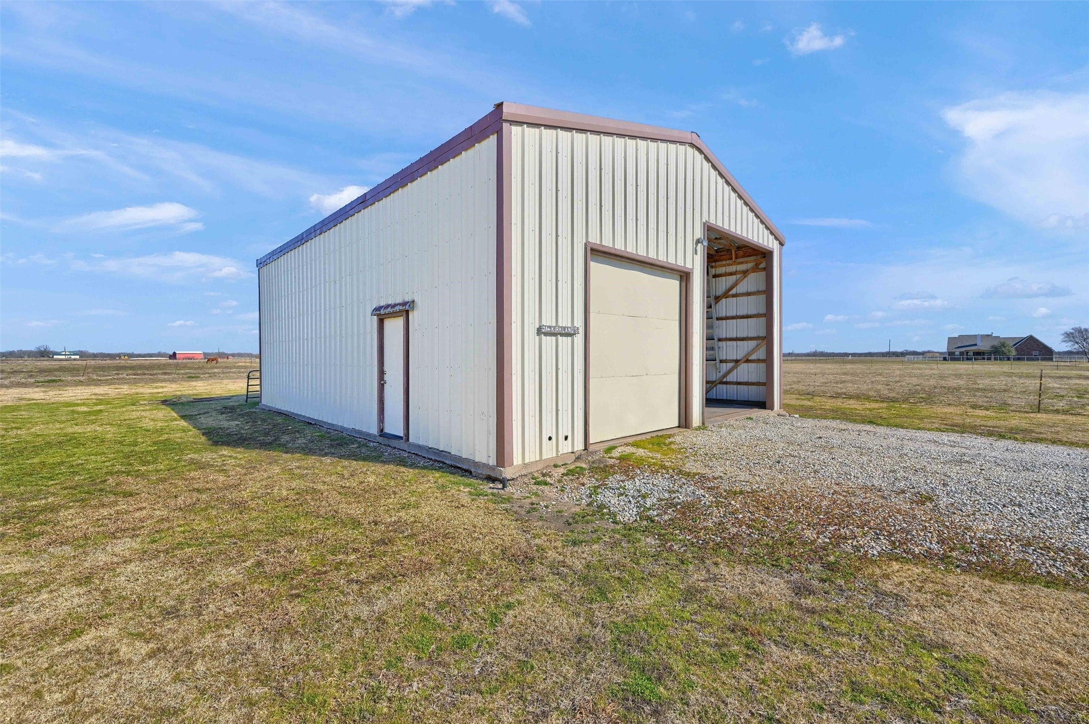 Tioga, Texas, 76271, United States, ,7 BathroomsBathrooms,Residential,Active,1841304