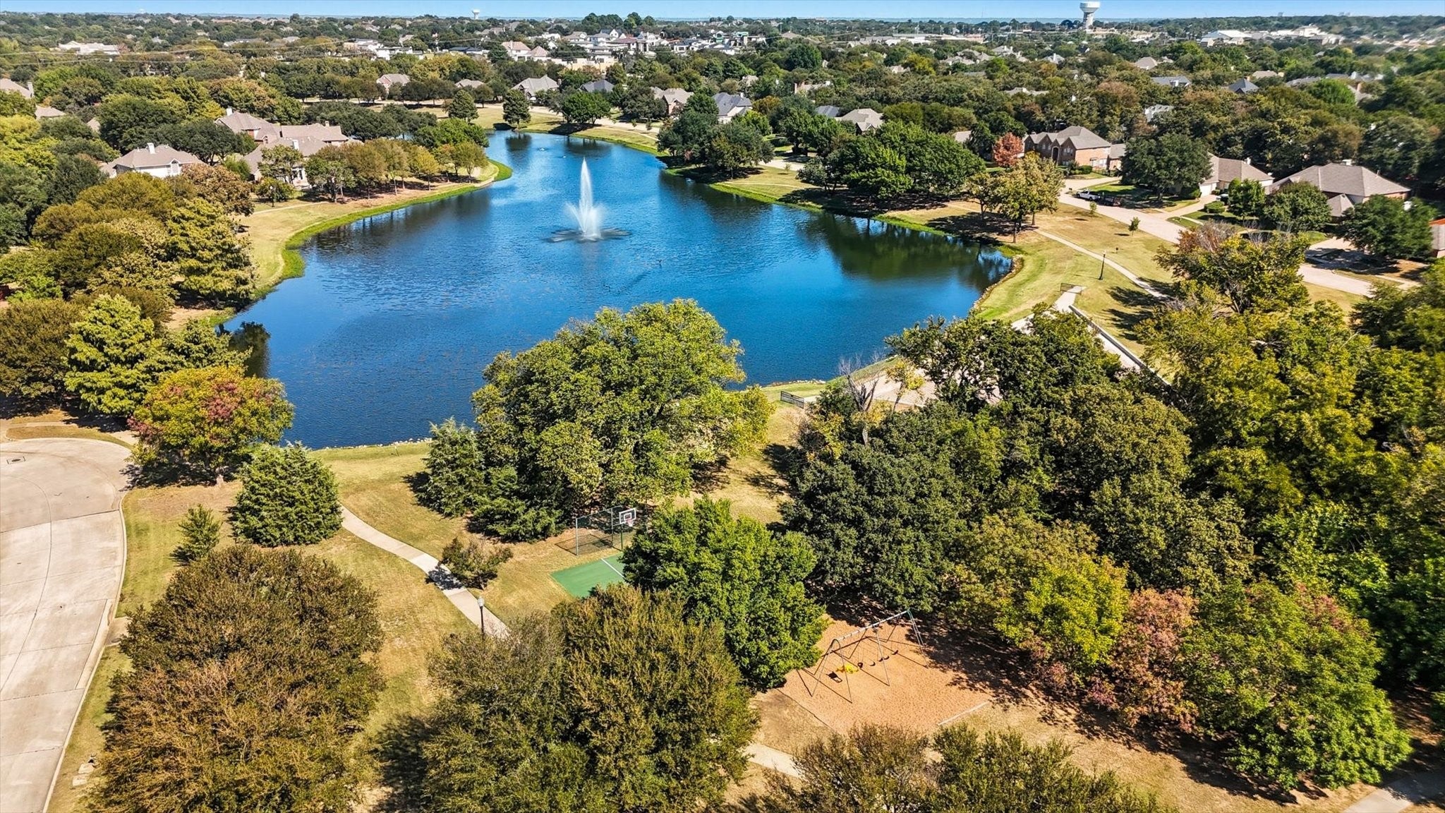 Southlake, Texas, 76092, United States, 5 Bedrooms Bedrooms, ,5 BathroomsBathrooms,Residential,Active,1966028