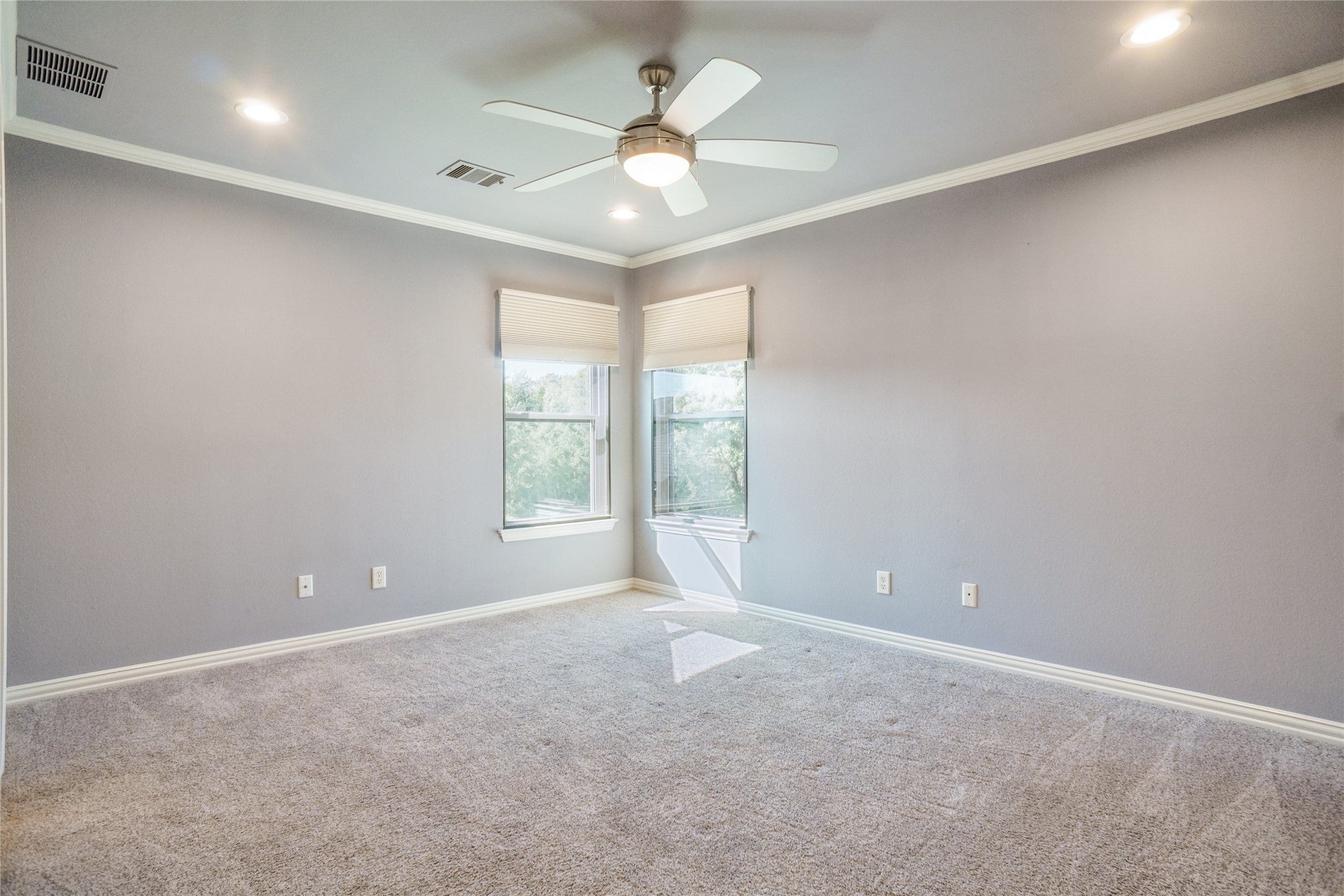 Southlake, Texas, 76092, United States, 4 Bedrooms Bedrooms, ,4 BathroomsBathrooms,Residential,Active,1962191