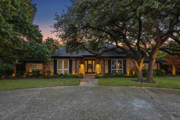 98 W SHORE PL, RICHARDSON, TX 75080 - Image dfa1e355fb3ab0855f68abae21324c618c780c9d
