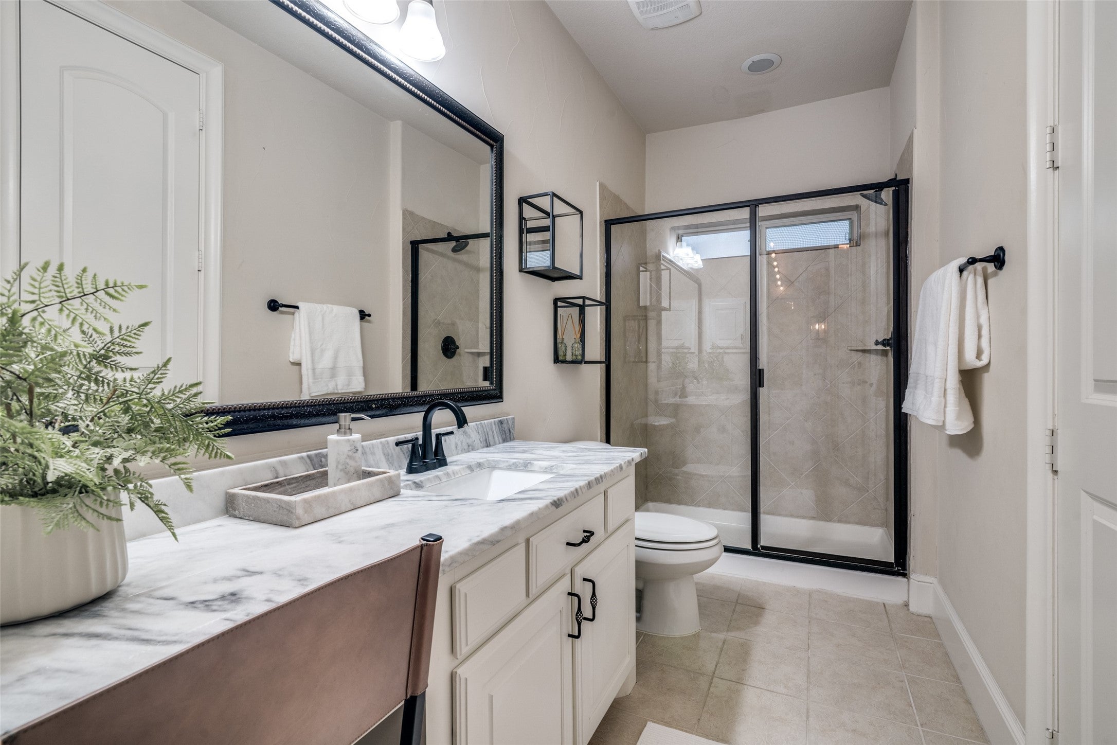 Allen, Texas, 75002, United States, 6 Bedrooms Bedrooms, ,6 BathroomsBathrooms,Residential,Active,1929680