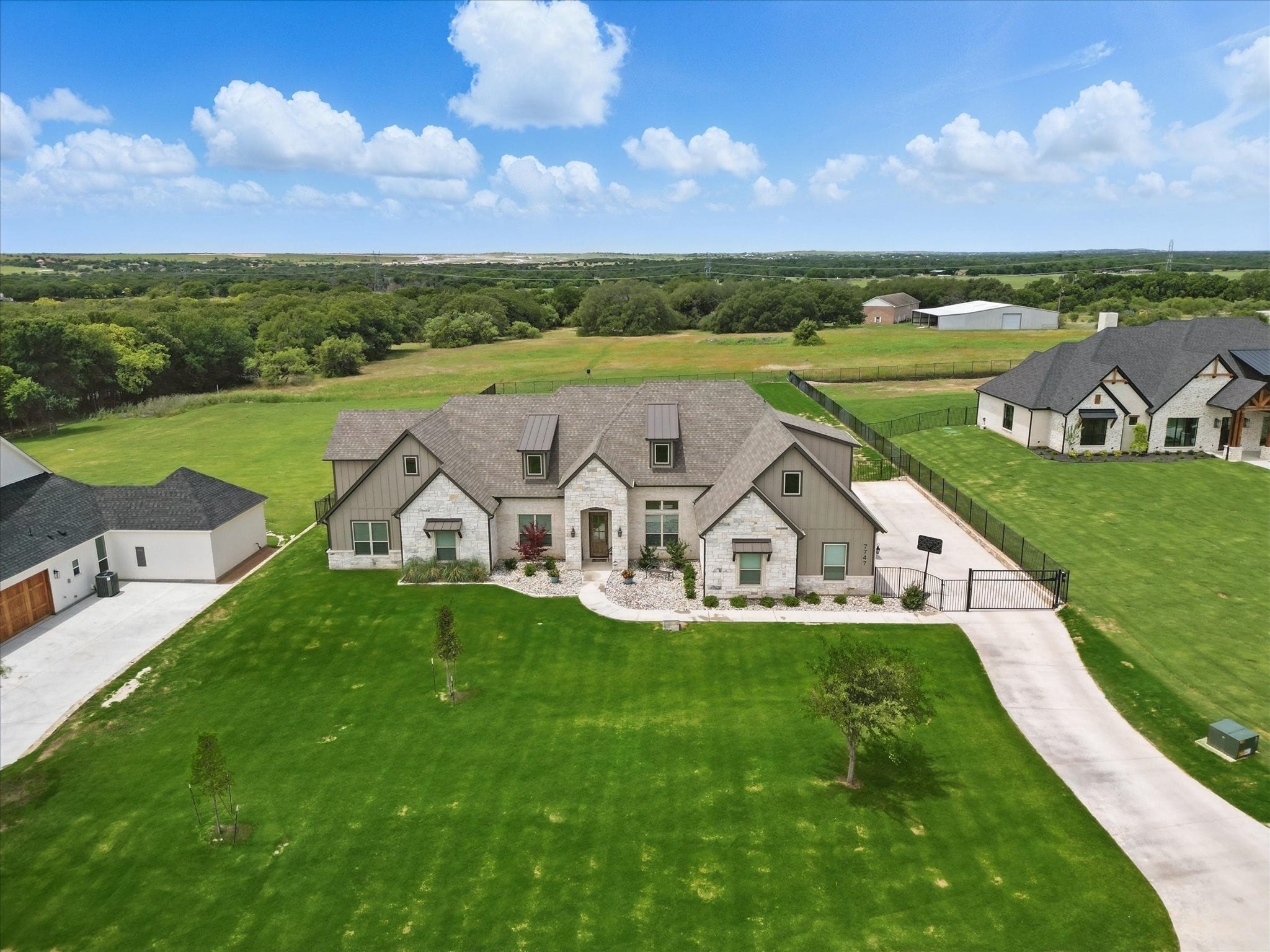 Fort Worth, Texas, 76126, United States, 4 Bedrooms Bedrooms, ,6 BathroomsBathrooms,Residential,Active,1828687