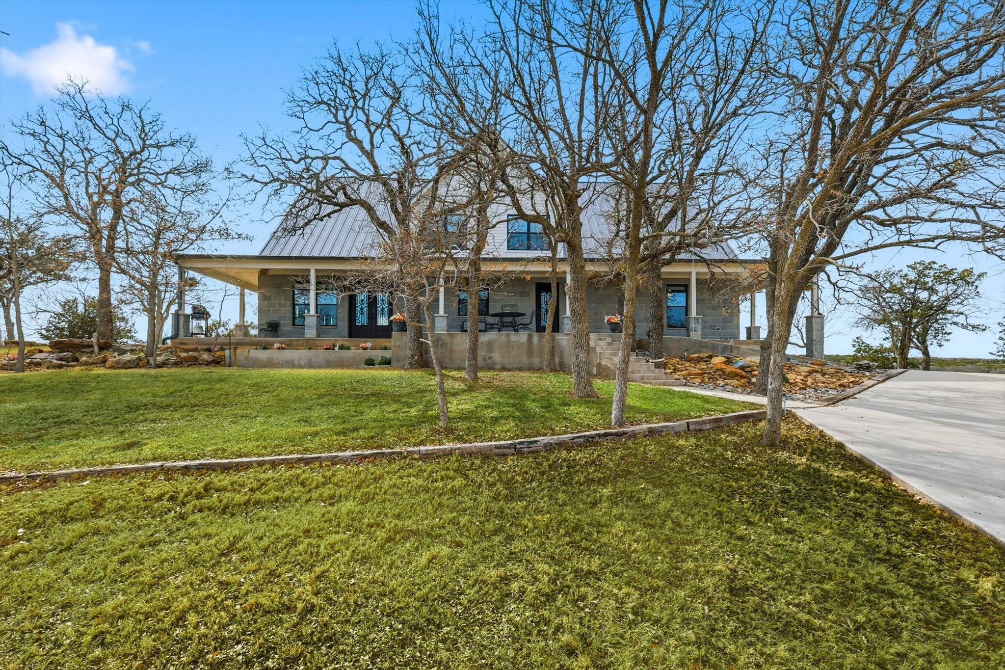 Graham, Texas, 76450, United States, 4 Bedrooms Bedrooms, ,4 BathroomsBathrooms,Residential,Active,2017097