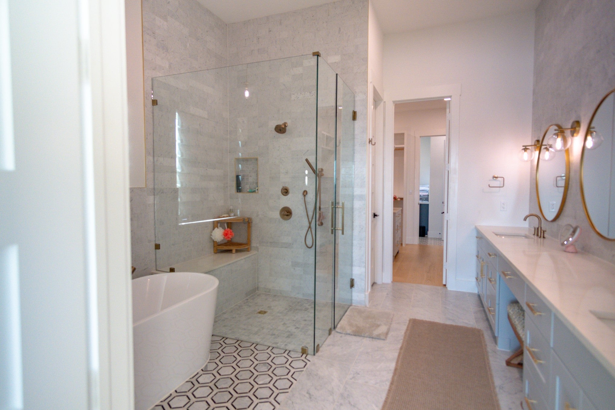 Honey Grove, Texas, 75446, United States, 5 Bedrooms Bedrooms, ,5 BathroomsBathrooms,Residential,Active,1944271