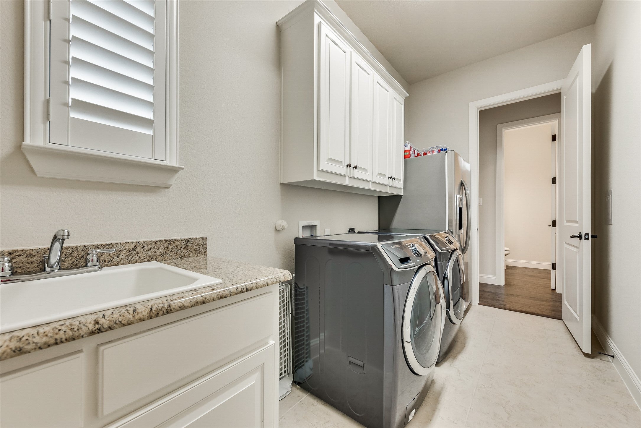 Keller, Texas, 76248, United States, 5 Bedrooms Bedrooms, ,7 BathroomsBathrooms,Residential,Active,2006850