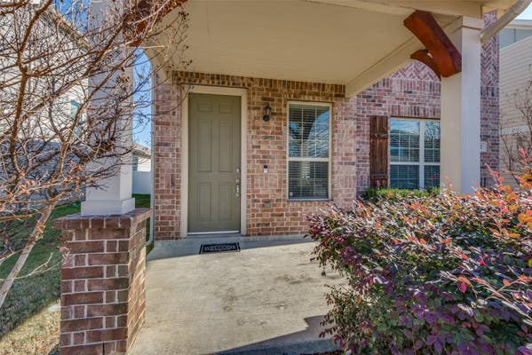 712 WHITEMARSH DR, AUBREY, TX 76227, photo 3 of 24
