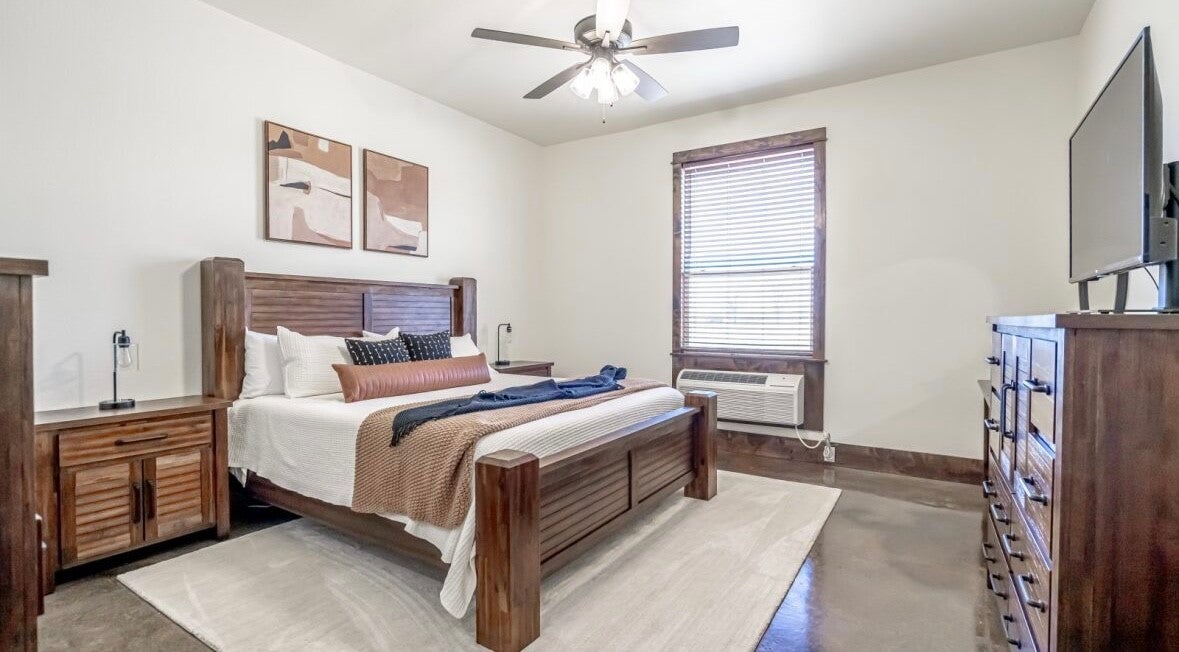 Tolar, Texas, 76476, United States, 5 Bedrooms Bedrooms, ,7 BathroomsBathrooms,Residential,Active,1993962