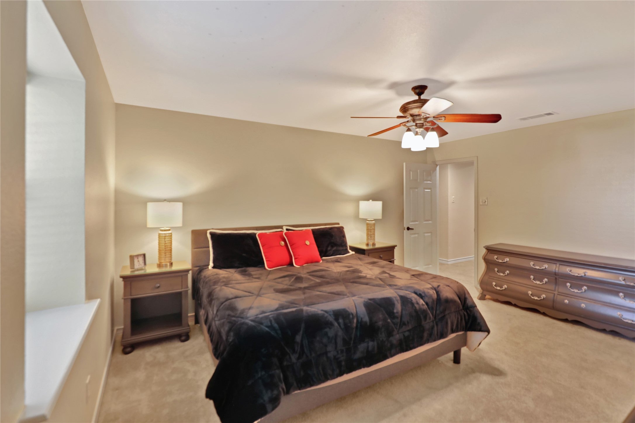 Scroggins, Texas, 75480, United States, 5 Bedrooms Bedrooms, ,5 BathroomsBathrooms,Residential,Active,1781819