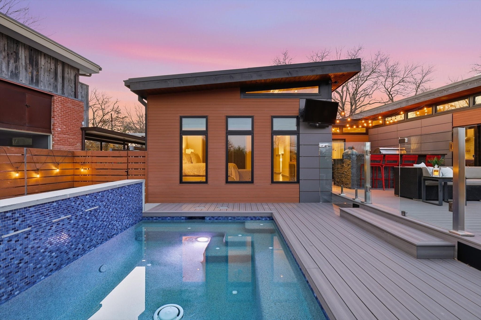 Dallas, Texas, 75218, United States, 3 Bedrooms Bedrooms, ,2 BathroomsBathrooms,Residential,Active,2010190