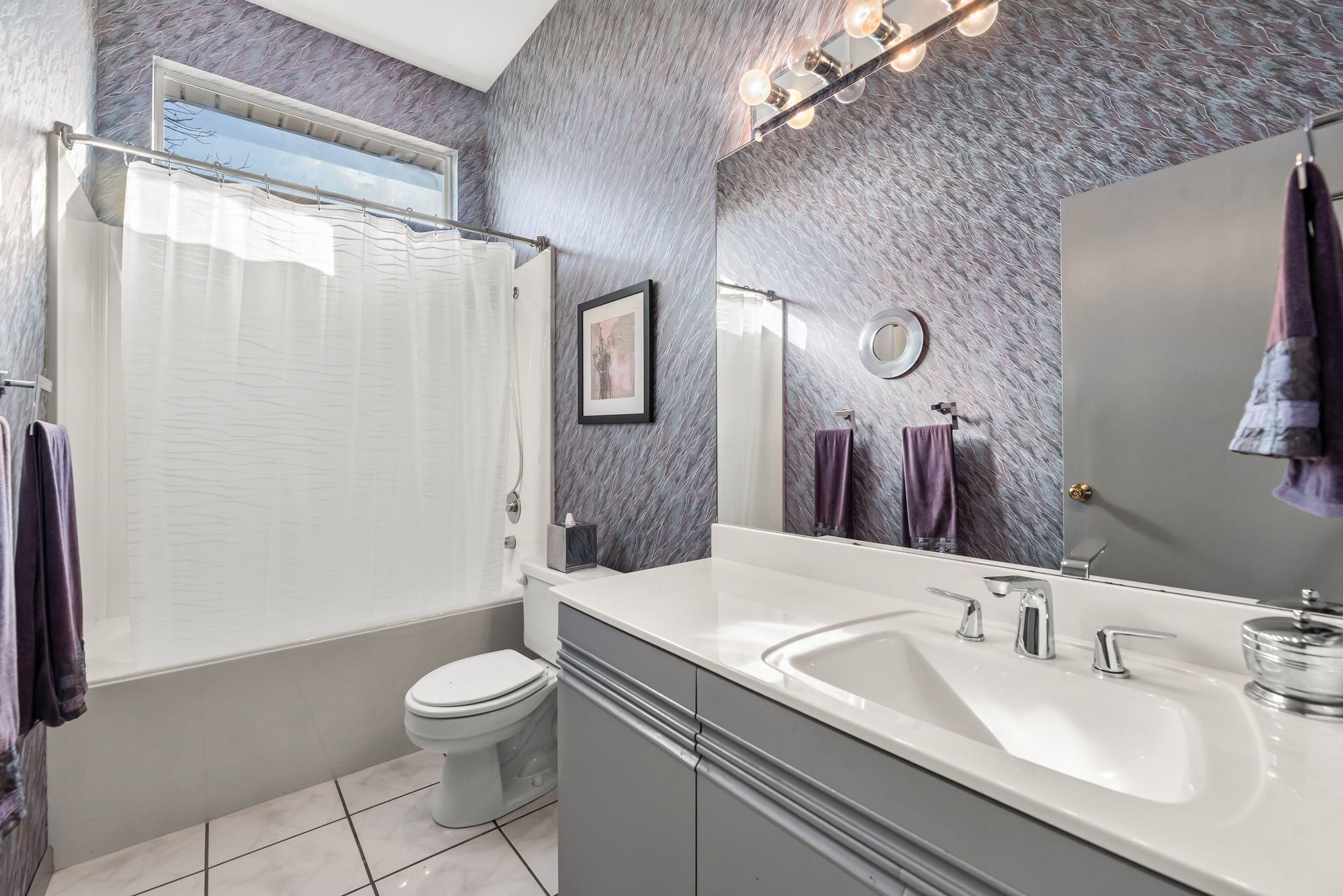 Kerens, Texas, 75144, United States, 5 Bedrooms Bedrooms, ,4 BathroomsBathrooms,Residential,Active,2020765