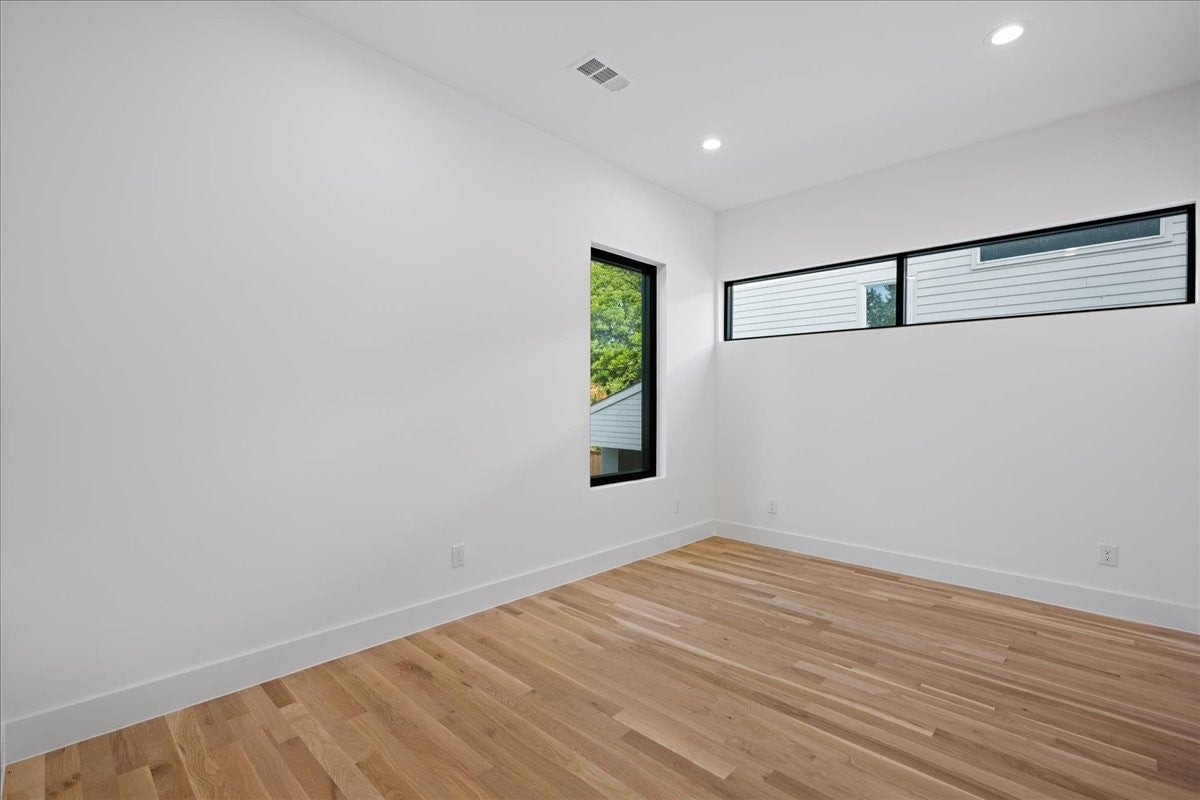 Dallas, Texas, 75204, United States, 4 Bedrooms Bedrooms, ,4 BathroomsBathrooms,Residential,Active,1929655