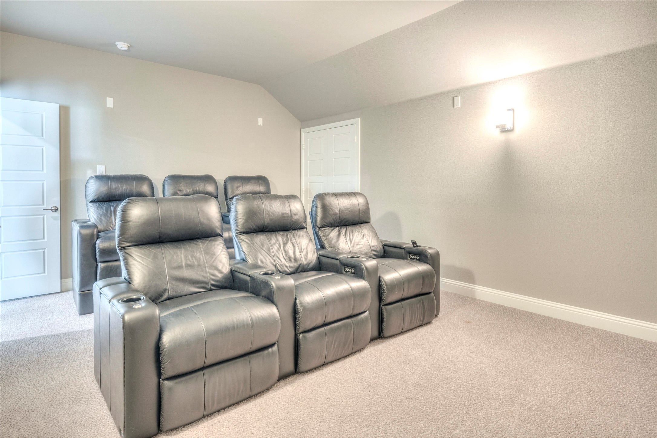 Allen, Texas, 75013, United States, ,5 BathroomsBathrooms,Residential,Active,1843824