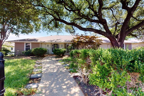 7116 TOWN BLUFF DR, DALLAS, TX 75248, photo 1 of 40