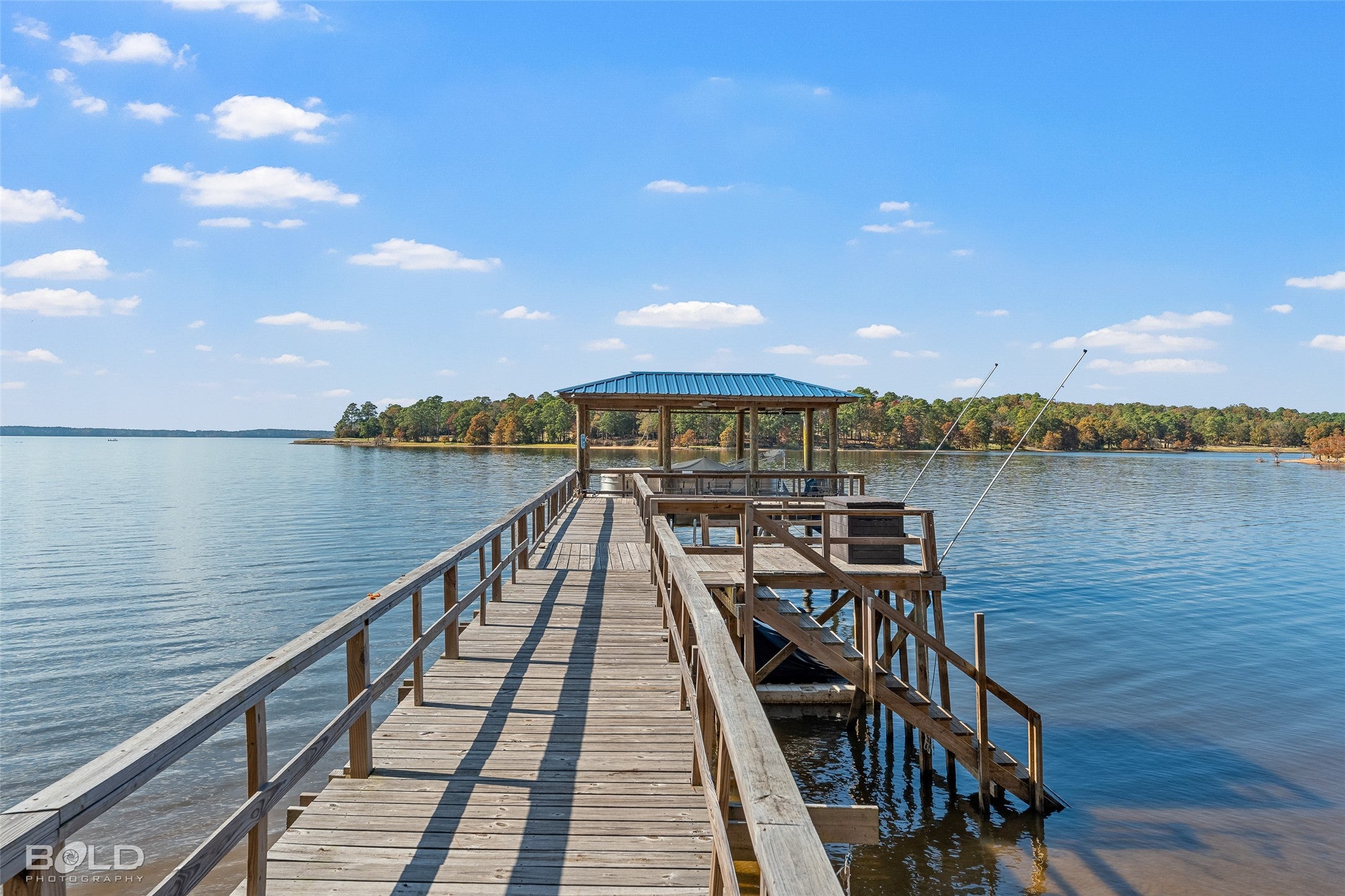 Many, Louisiana, 71449, United States, 3 Bedrooms Bedrooms, ,4 BathroomsBathrooms,Residential,Active,1993970