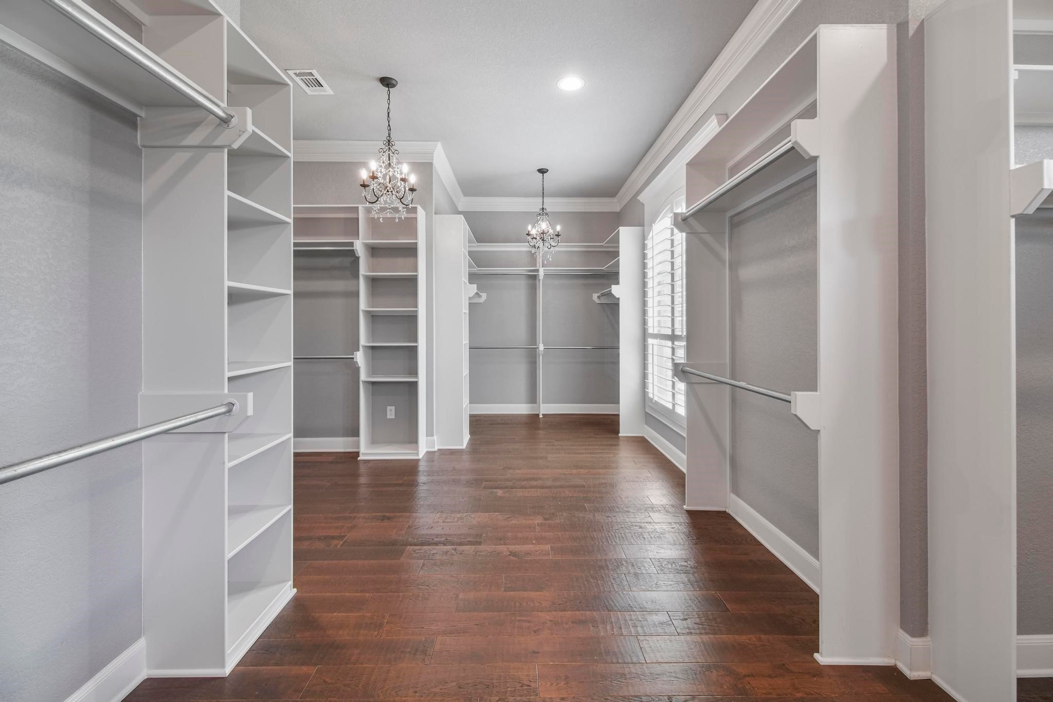 Tyler, Texas, 75703, United States, ,9 BathroomsBathrooms,Residential,Active,1899924