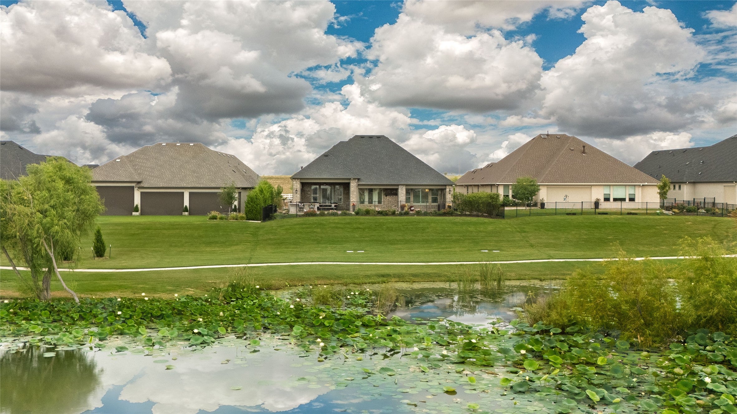 Denton, Texas, 76207, United States, 3 Bedrooms Bedrooms, ,3 BathroomsBathrooms,Residential,Active,1704396