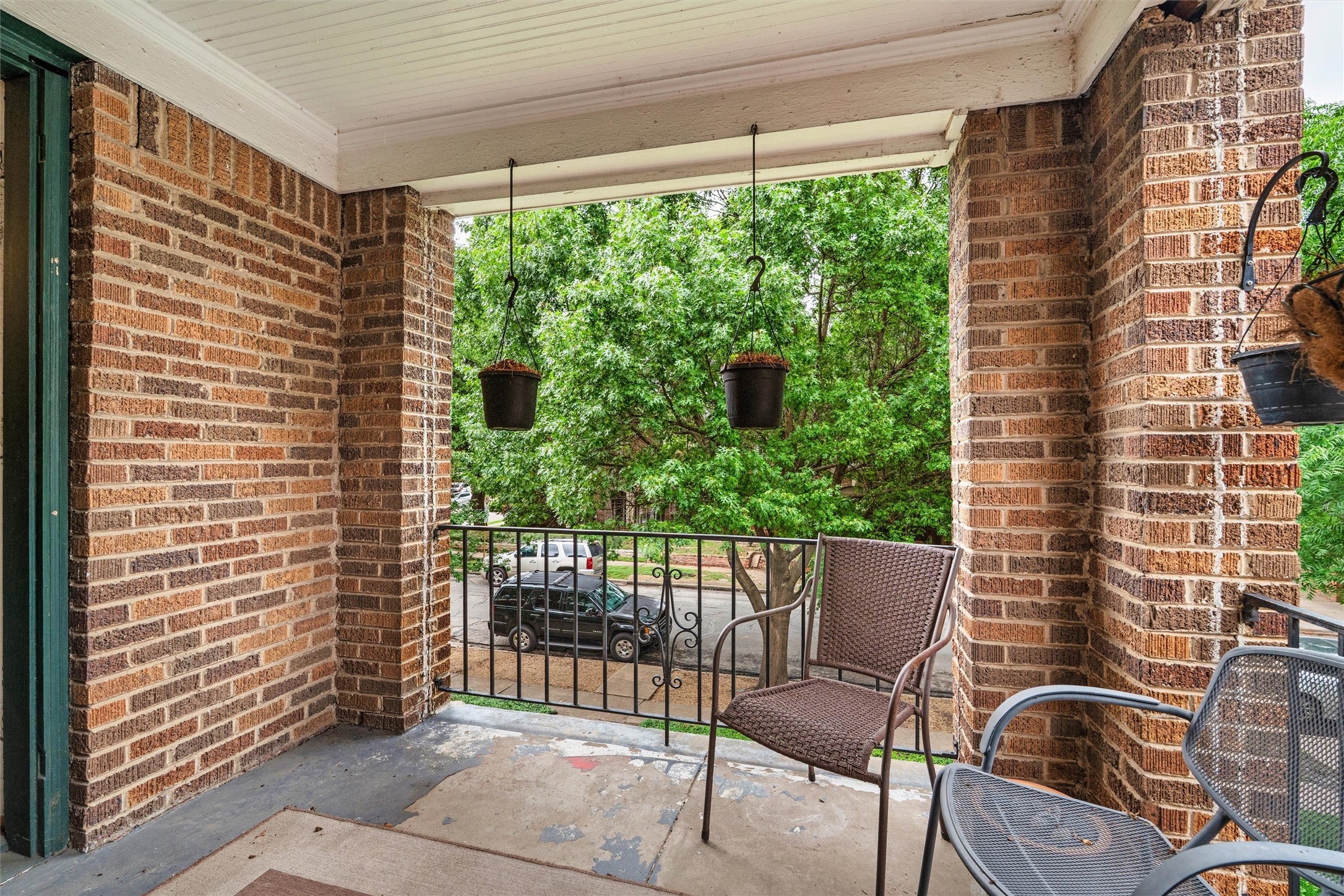 Dallas, Texas, 75219, United States, 6 Bedrooms Bedrooms, ,2 BathroomsBathrooms,Residential,Active,1808211