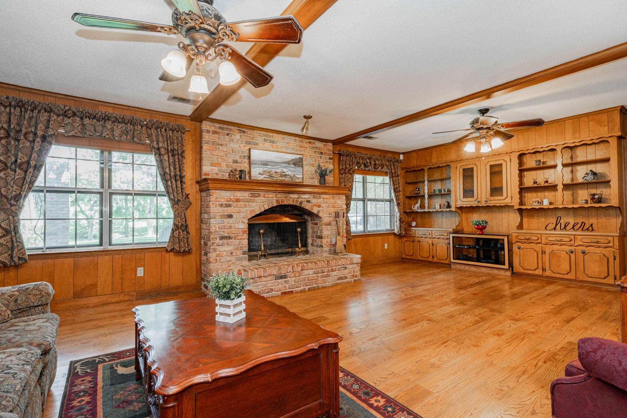 Seagoville, Texas, 75159, United States, 4 Bedrooms Bedrooms, ,5 BathroomsBathrooms,Residential,Active,1810463