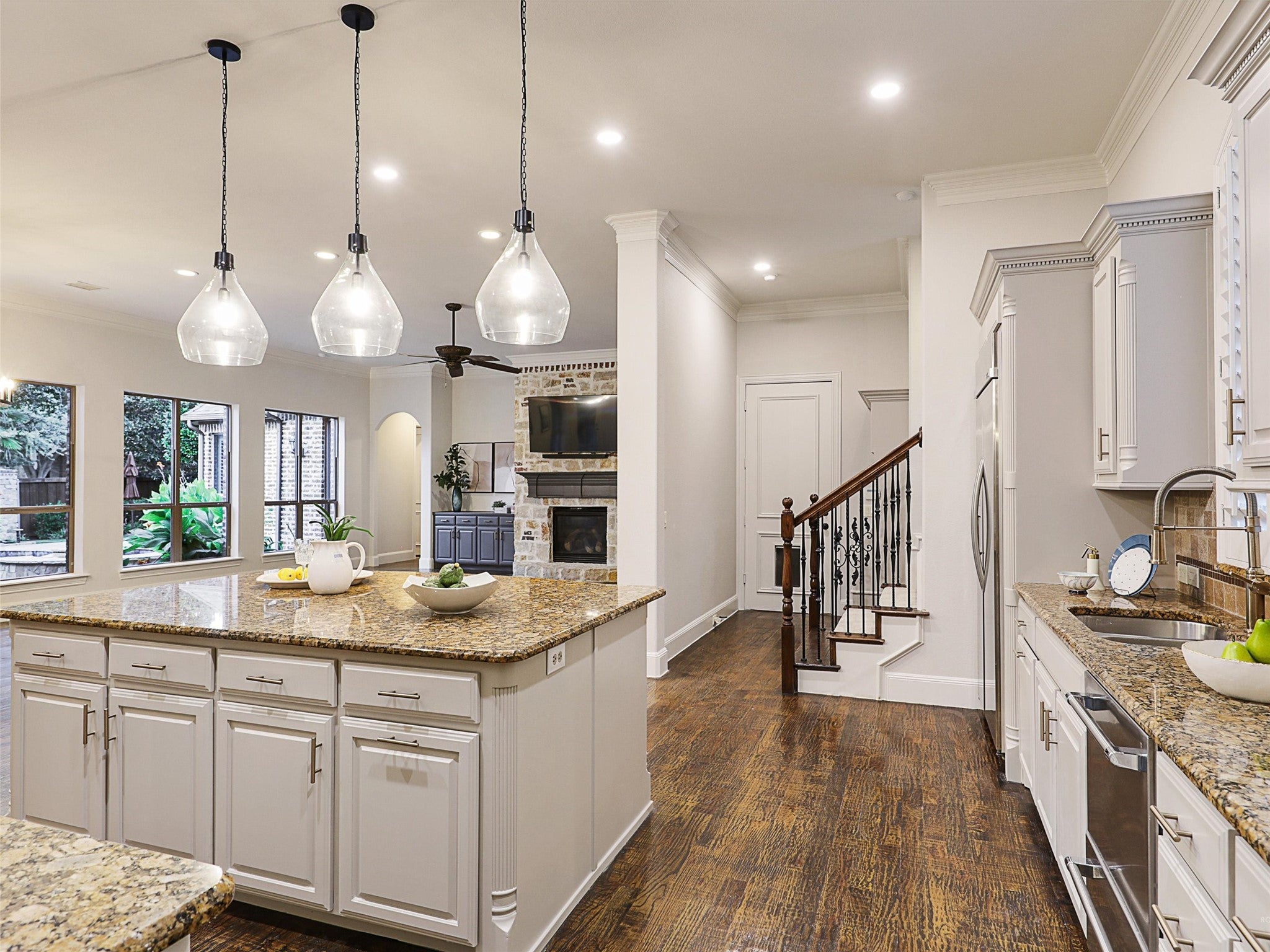 Frisco, Texas, 75033, United States, 5 Bedrooms Bedrooms, ,6 BathroomsBathrooms,Residential,Active,1894539