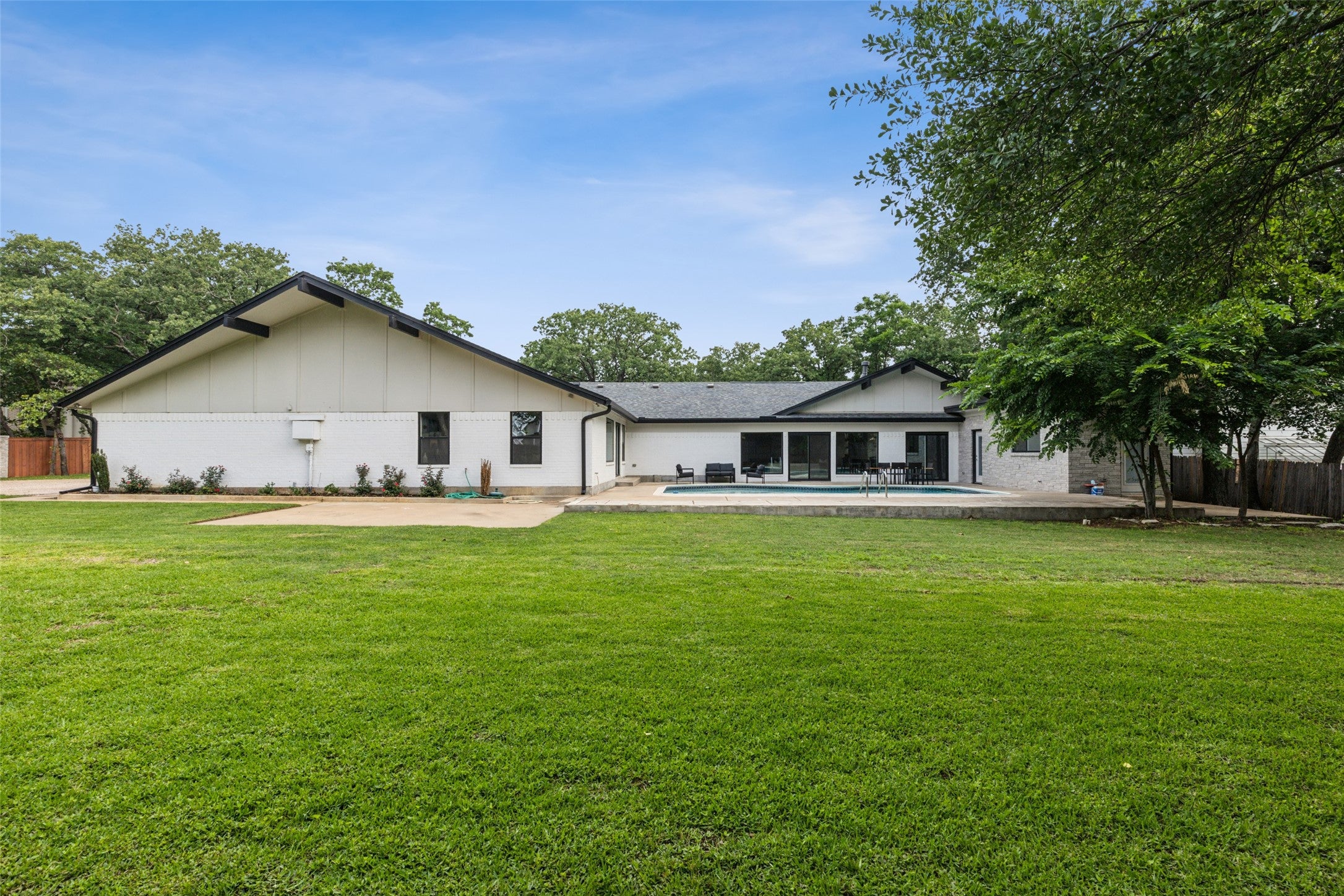 Colleyville, Texas, 76034, United States, 5 Bedrooms Bedrooms, ,4 BathroomsBathrooms,Residential,Active,1832302