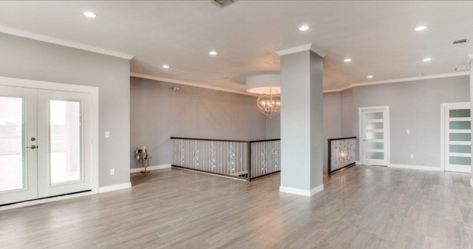 Cleburne, Texas, 76031, United States, ,5 BathroomsBathrooms,Residential,Active,1820498