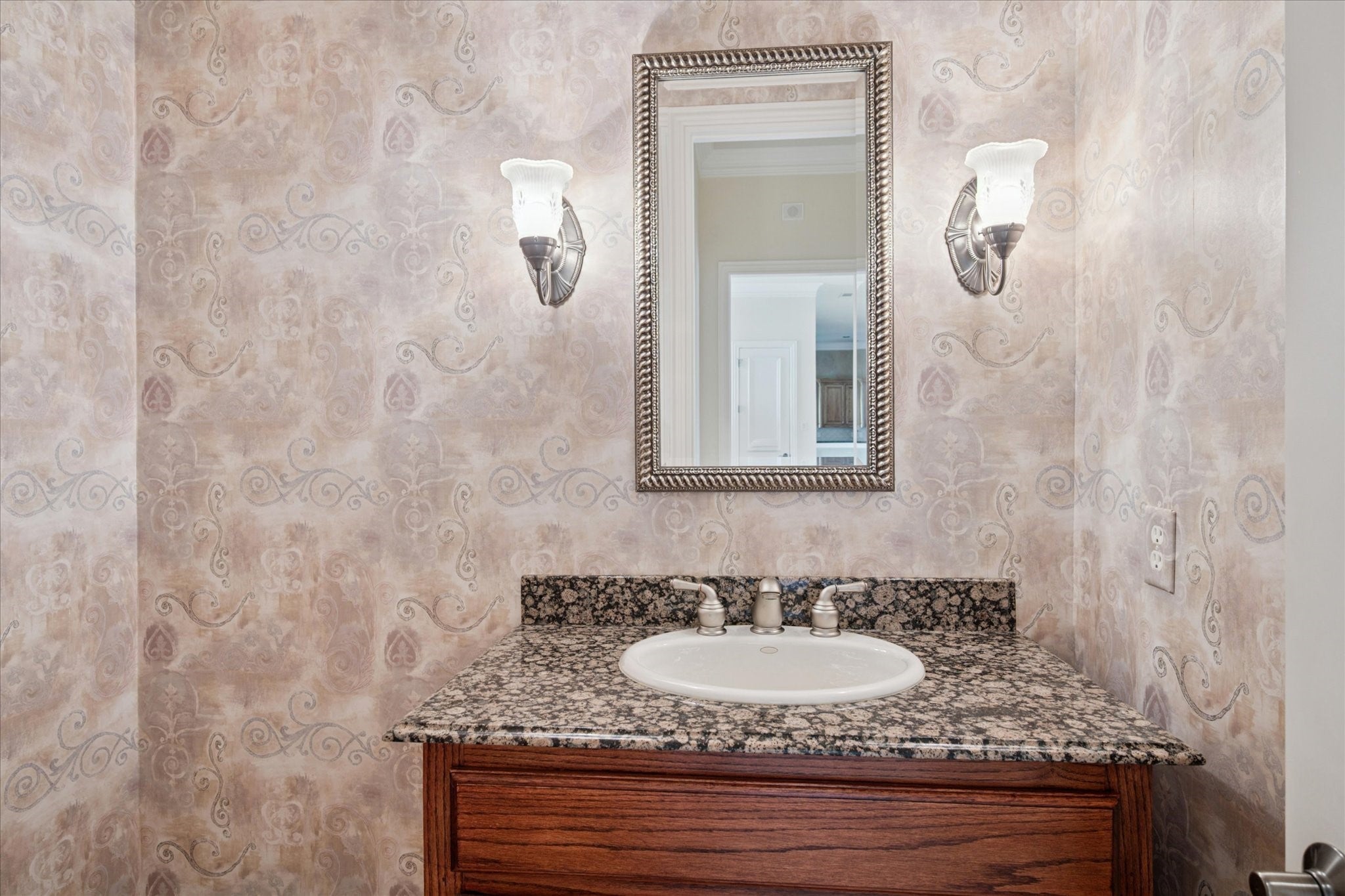 Plano, Texas, 75024, United States, 4 Bedrooms Bedrooms, ,5 BathroomsBathrooms,Residential,Active,1936400