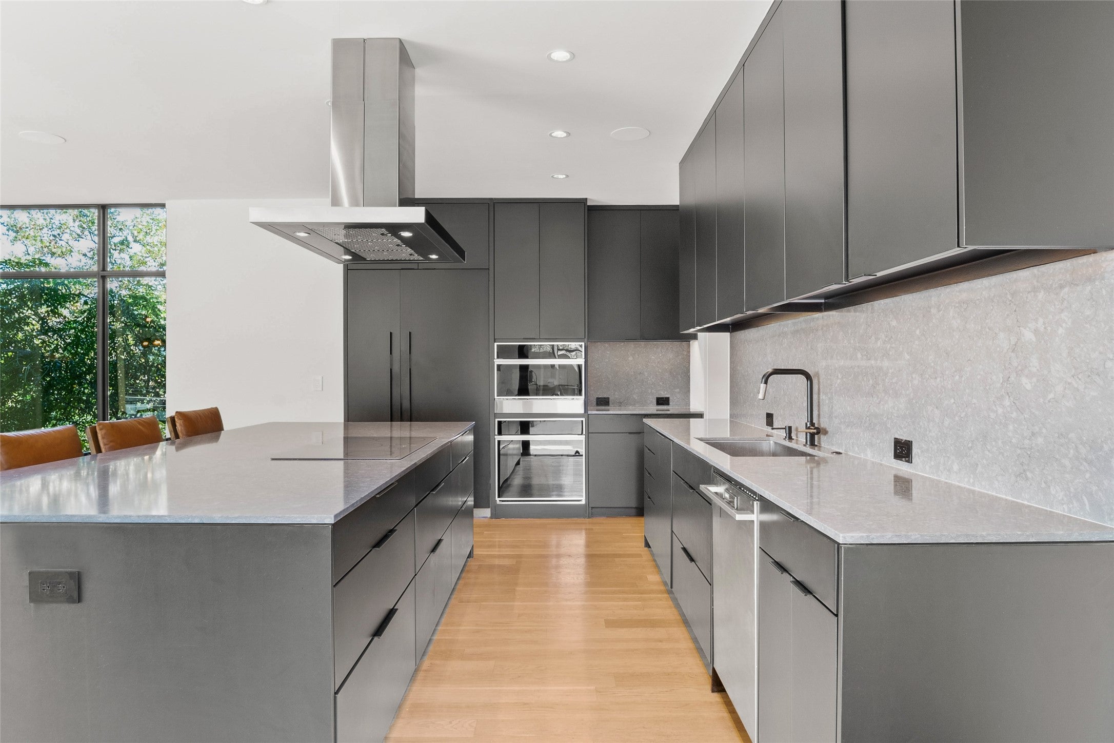 Flower Mound, Texas, 75022, United States, 5 Bedrooms Bedrooms, ,6 BathroomsBathrooms,Residential,Active,1964262