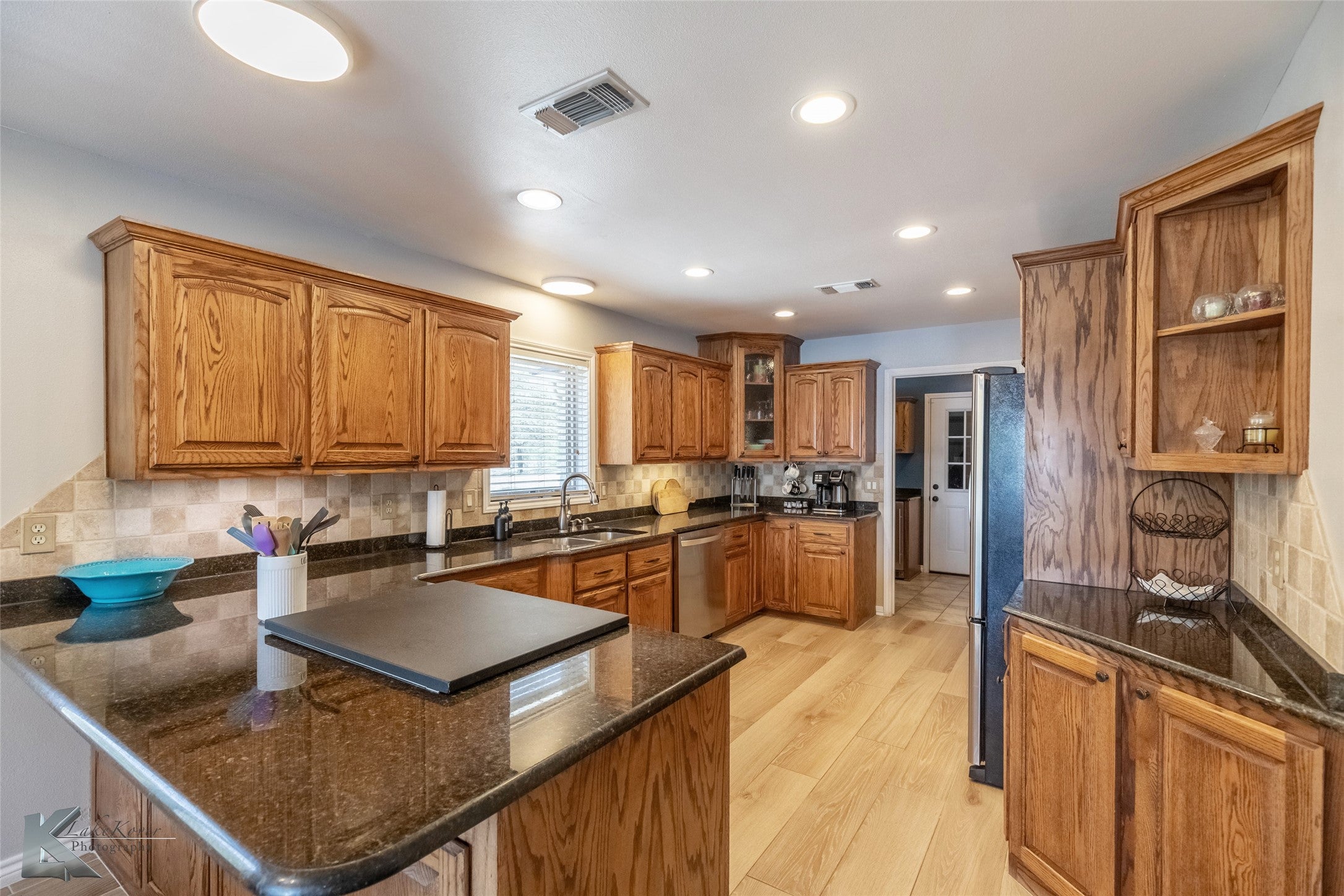 Brownwood, Texas, 76801, United States, ,3 BathroomsBathrooms,Residential,Active,1808343