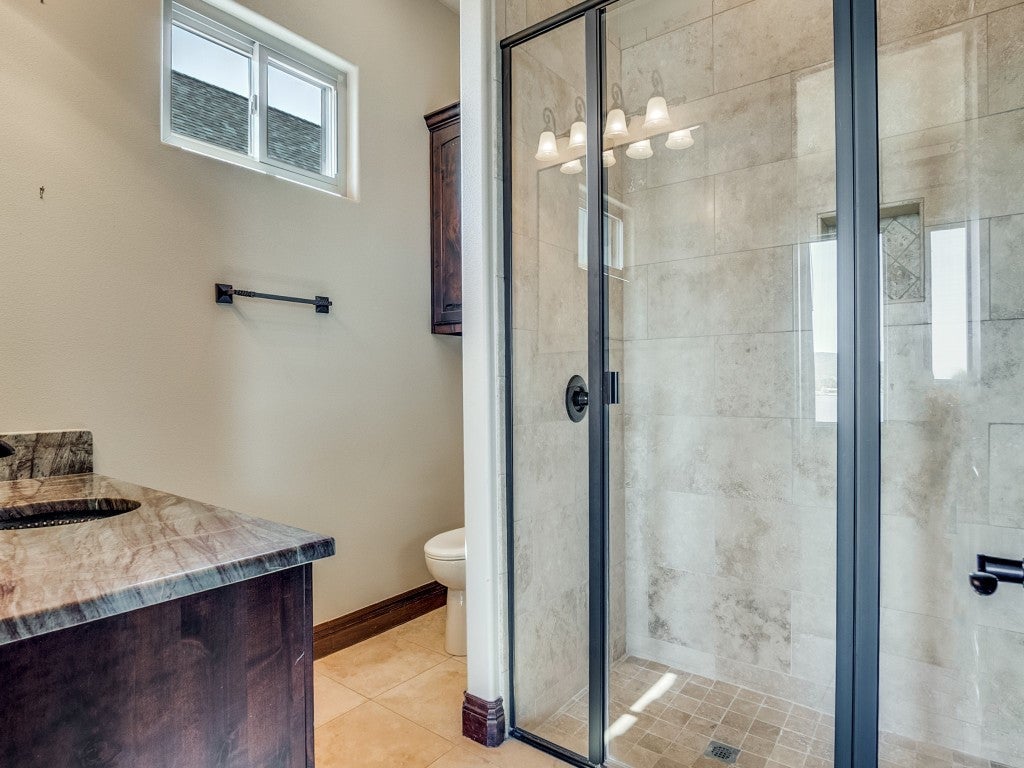 Graham, Texas, 76450, United States, 4 Bedrooms Bedrooms, ,4 BathroomsBathrooms,Residential,Active,1944034