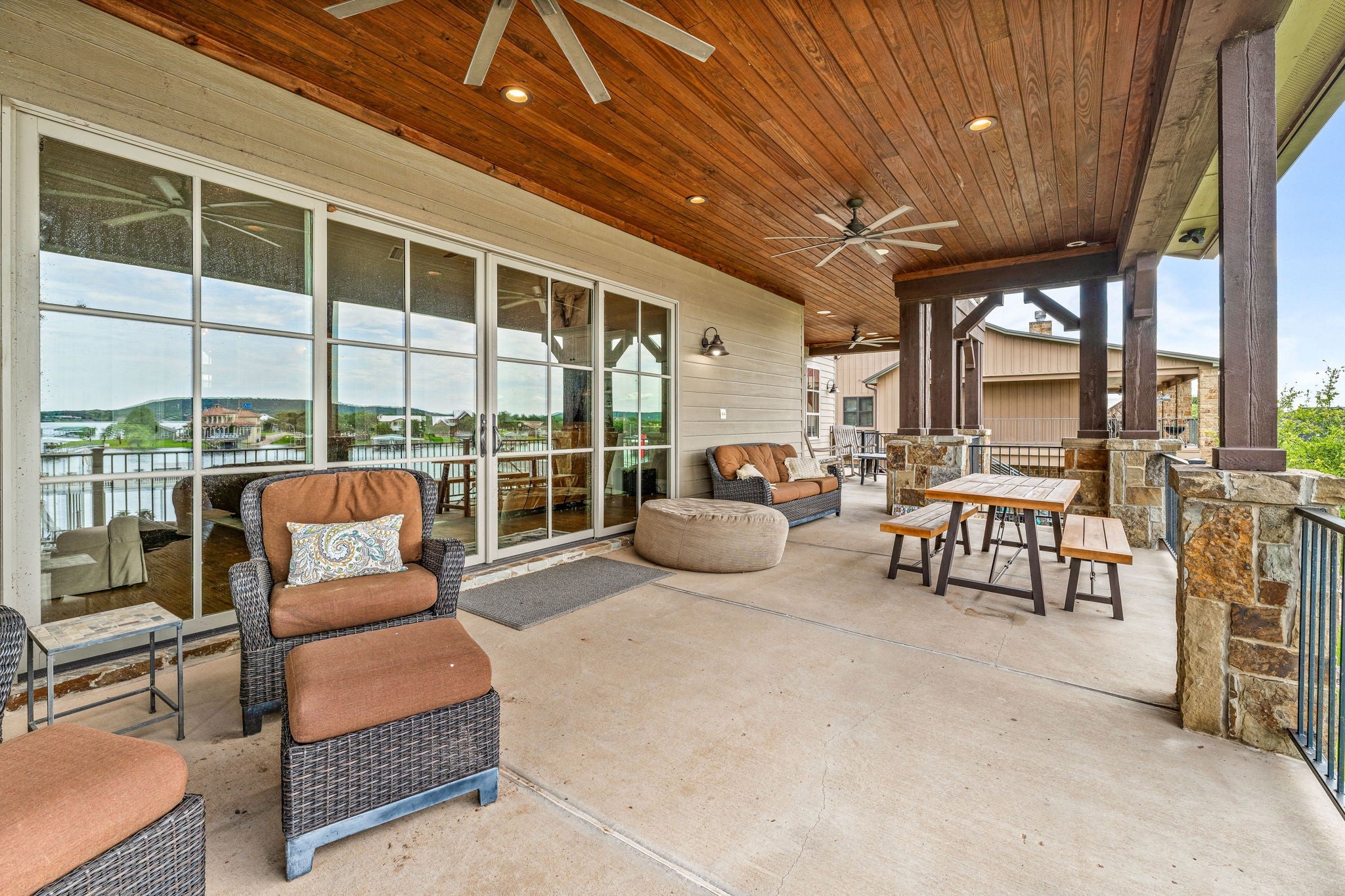 Graford, Texas, 76449, United States, ,6 BathroomsBathrooms,Residential,Active,1852724