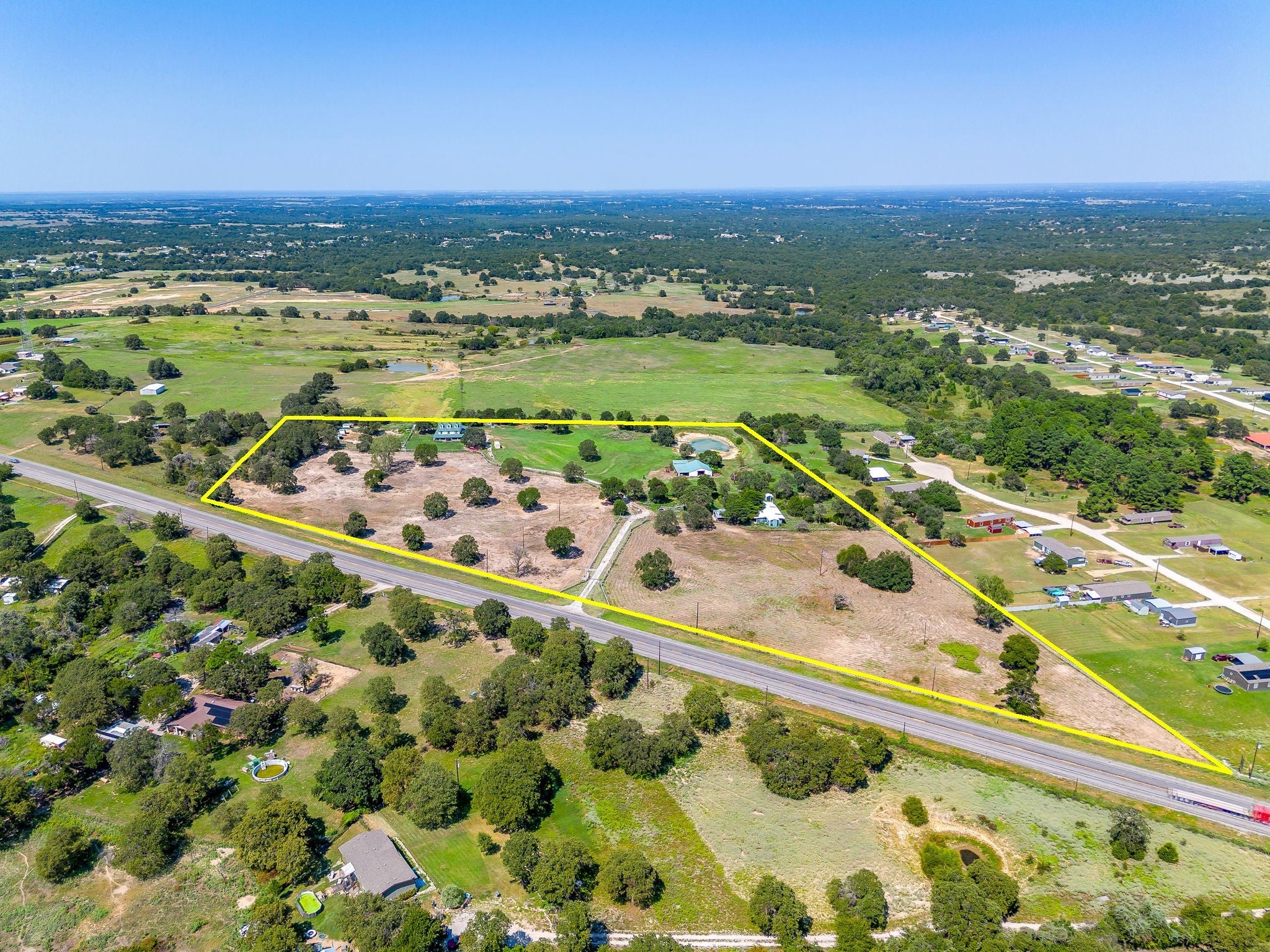 Springtown, Texas, 76082, United States, 4 Bedrooms Bedrooms, ,4 BathroomsBathrooms,Residential,Active,1944276