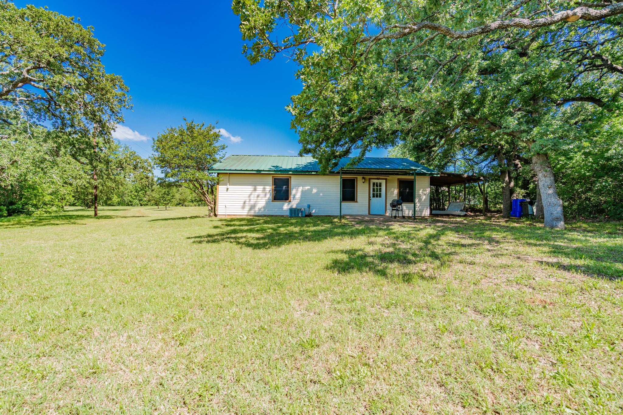 Seagoville, Texas, 75159, United States, 4 Bedrooms Bedrooms, ,5 BathroomsBathrooms,Residential,Active,1810463