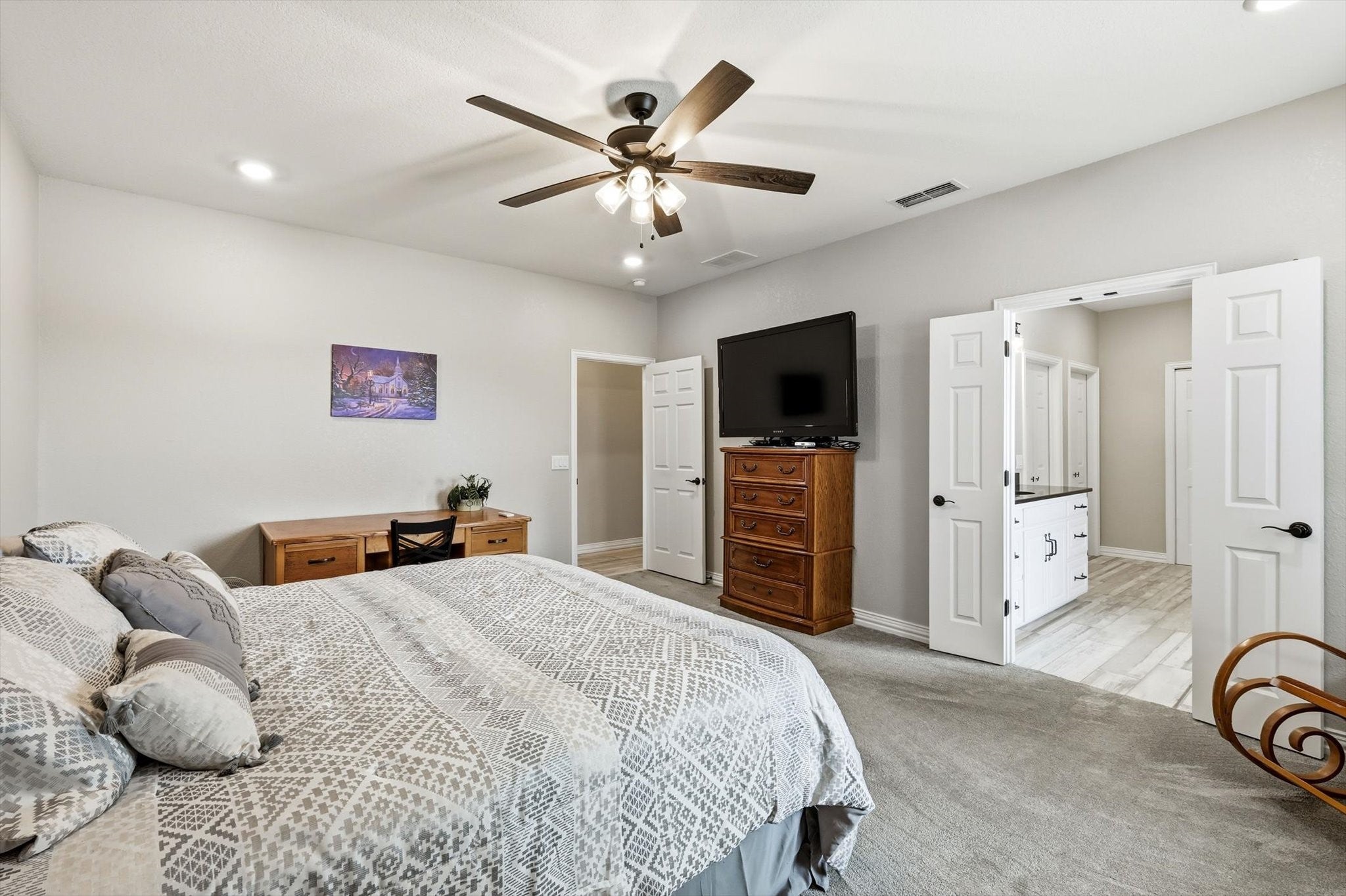 Graham, Texas, 76450, United States, 4 Bedrooms Bedrooms, ,4 BathroomsBathrooms,Residential,Active,2017097